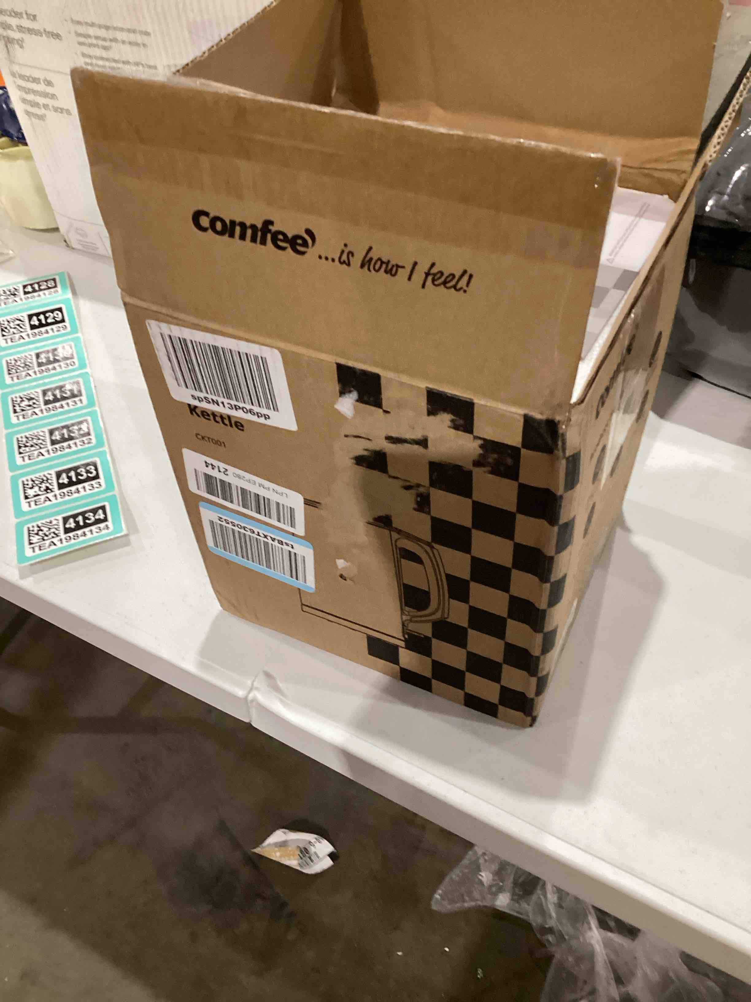 https://s3.amazonaws.com/lotting-images-prod/bidfta/TEA1984126_1758049049977.jpeg