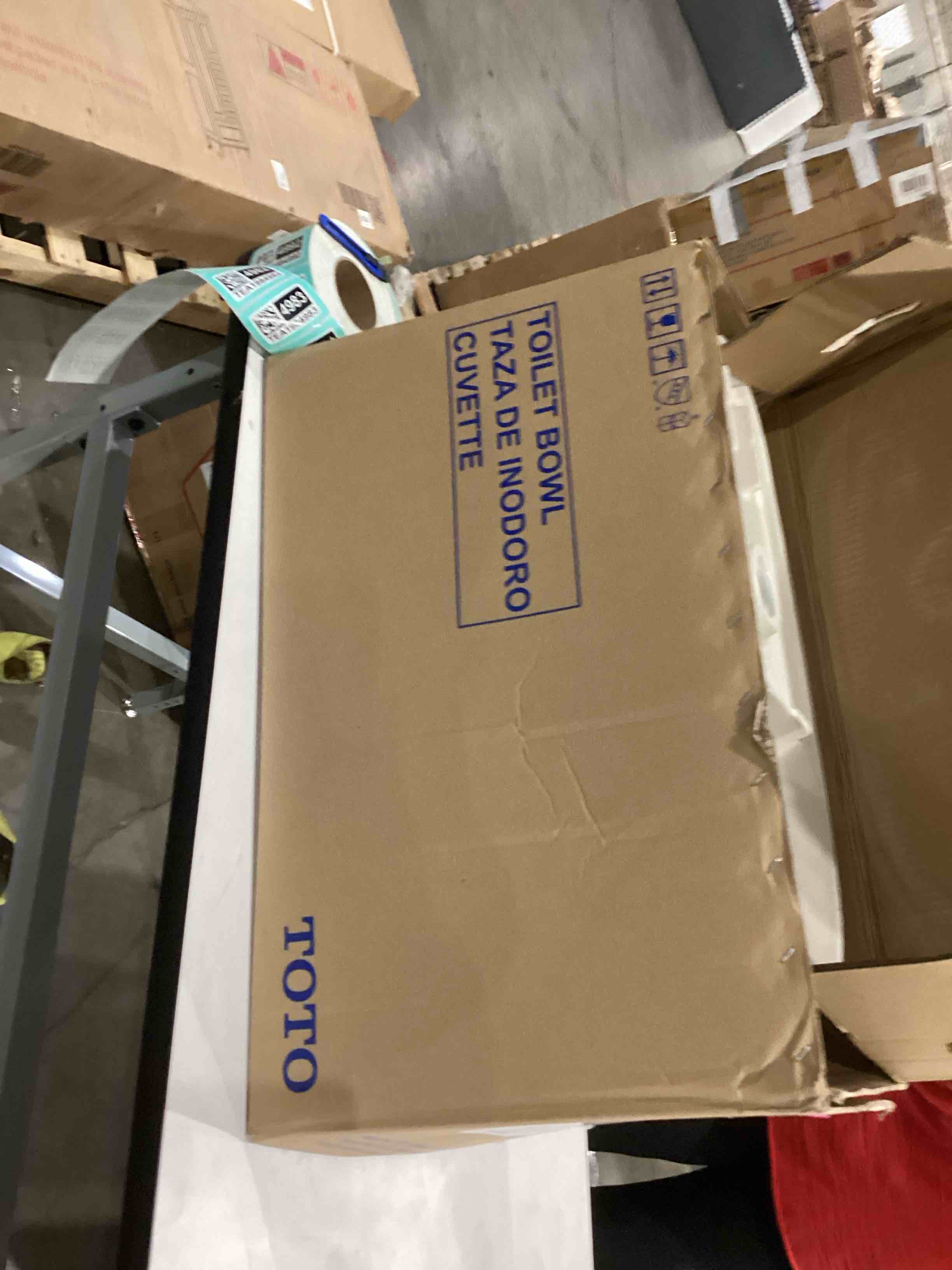 https://s3.amazonaws.com/lotting-images-prod/bidfta/TEA1984976_1760455394005.jpeg
