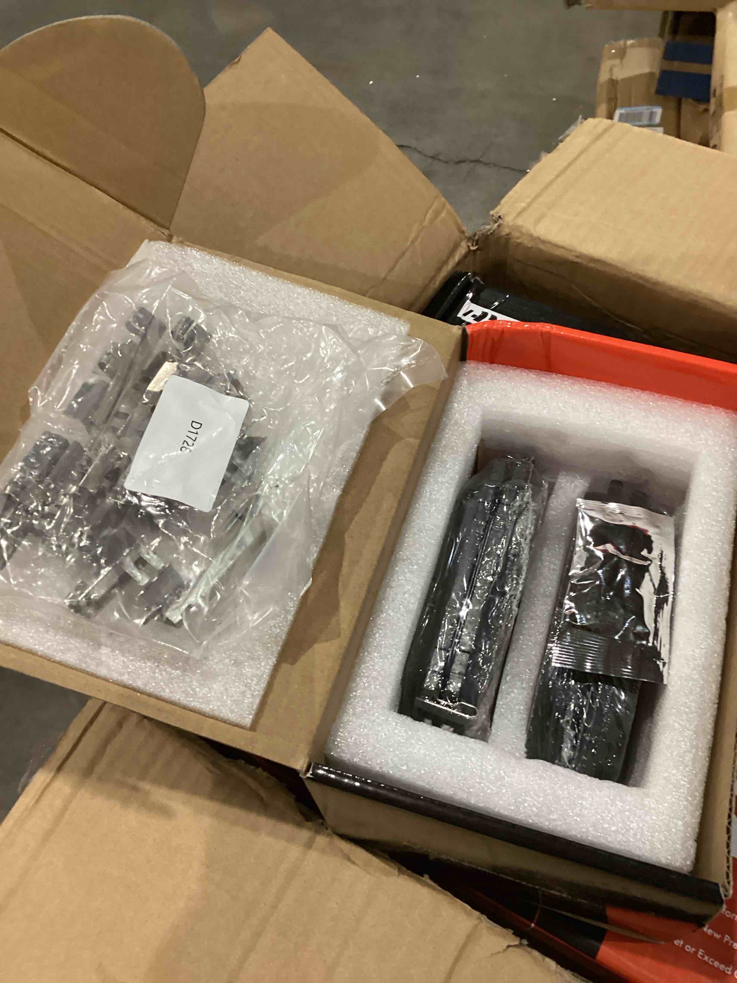 https://s3.amazonaws.com/lotting-images-prod/bidfta/TEA1987066_1757678470500.jpeg
