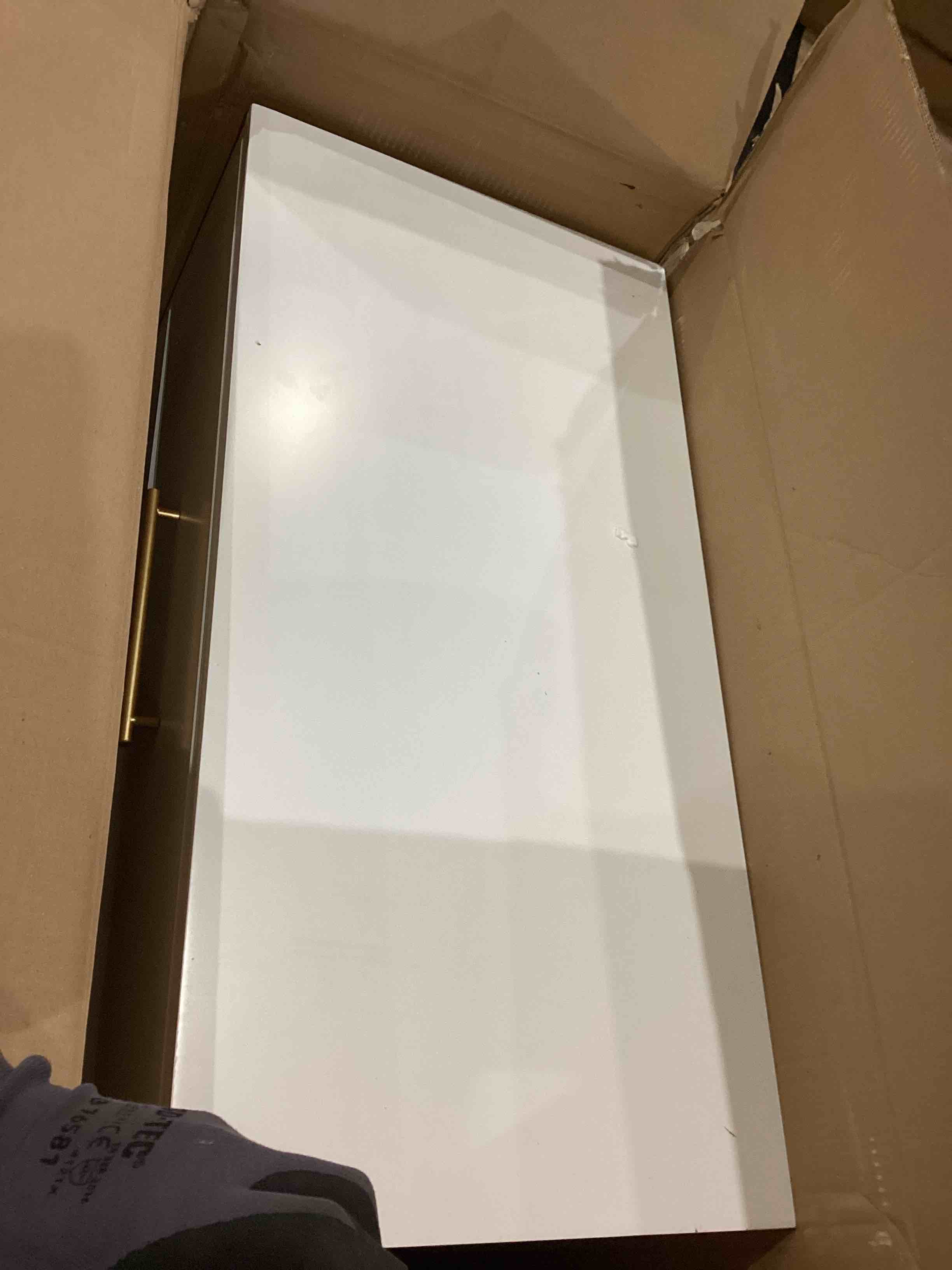 https://s3.amazonaws.com/lotting-images-prod/bidfta/TEA1987207_1757950496334.jpeg