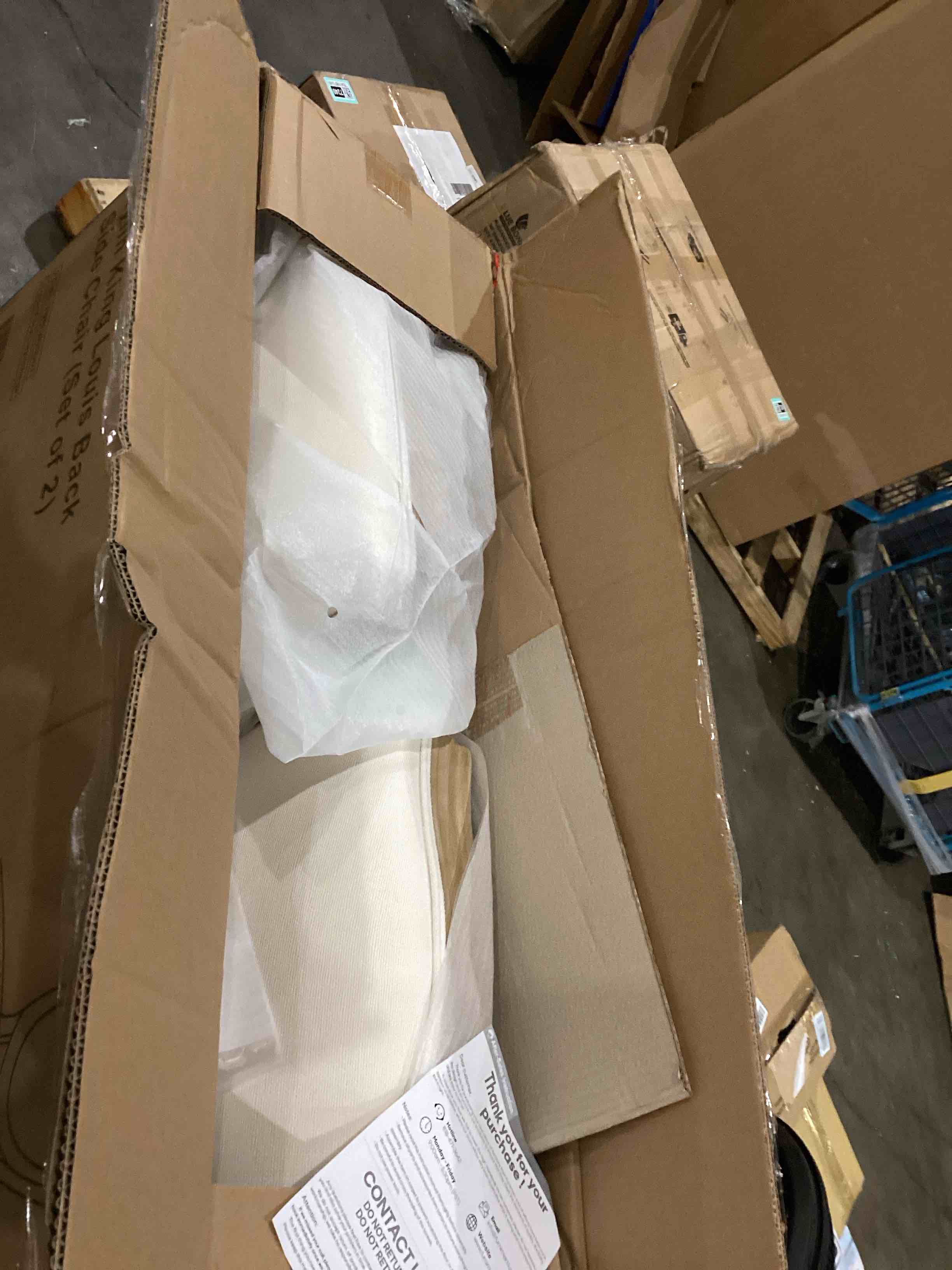 https://s3.amazonaws.com/lotting-images-prod/bidfta/TEA1987242_1758032644584.jpeg