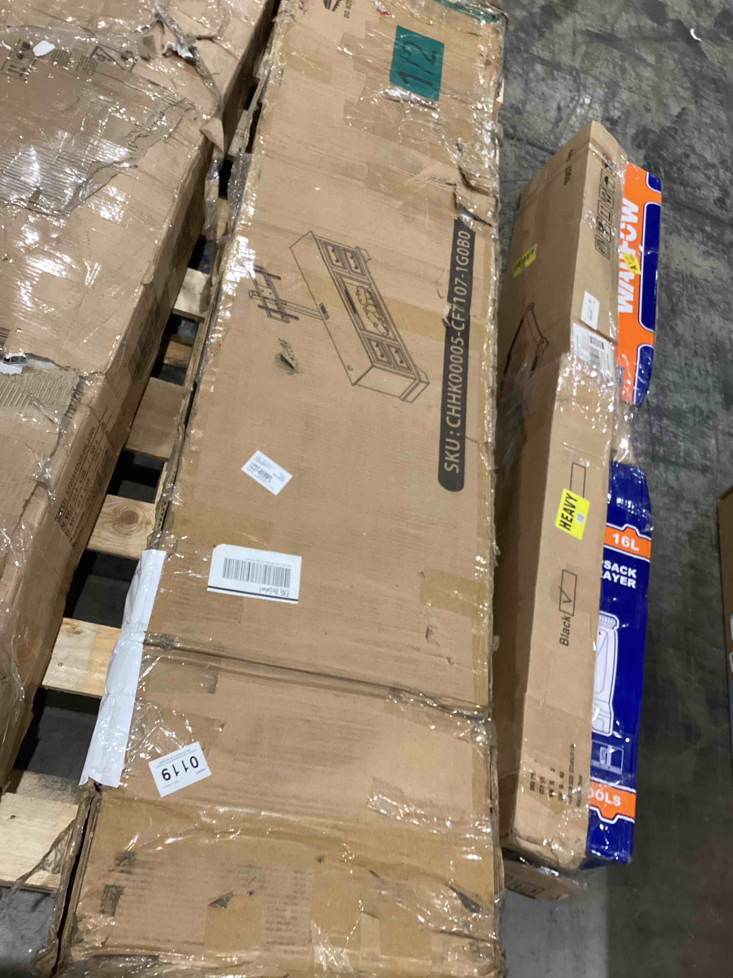 https://s3.amazonaws.com/lotting-images-prod/bidfta/TEA1987356_1758286088104.jpeg