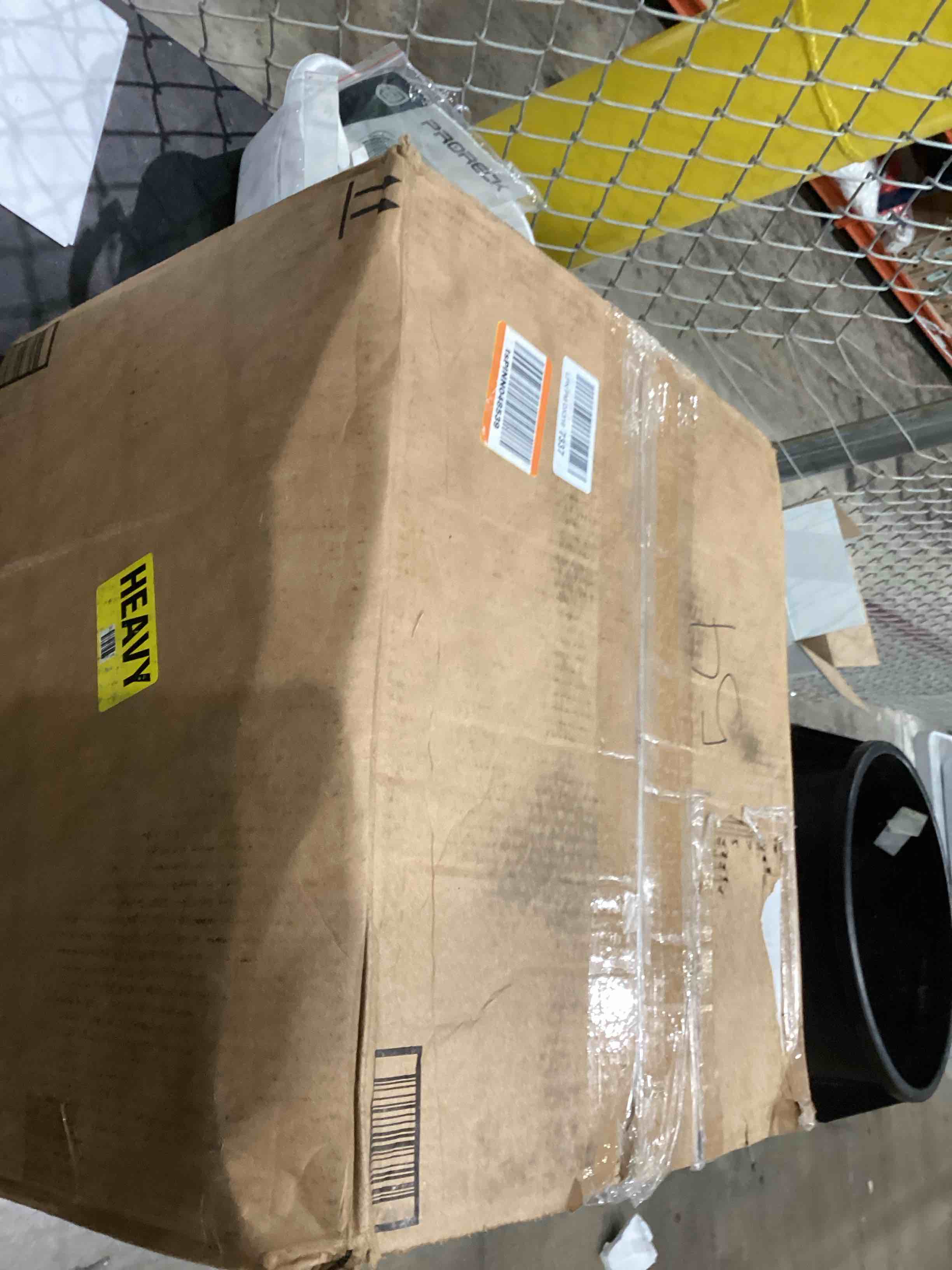https://s3.amazonaws.com/lotting-images-prod/bidfta/TEA1987613_1758803735606.jpeg
