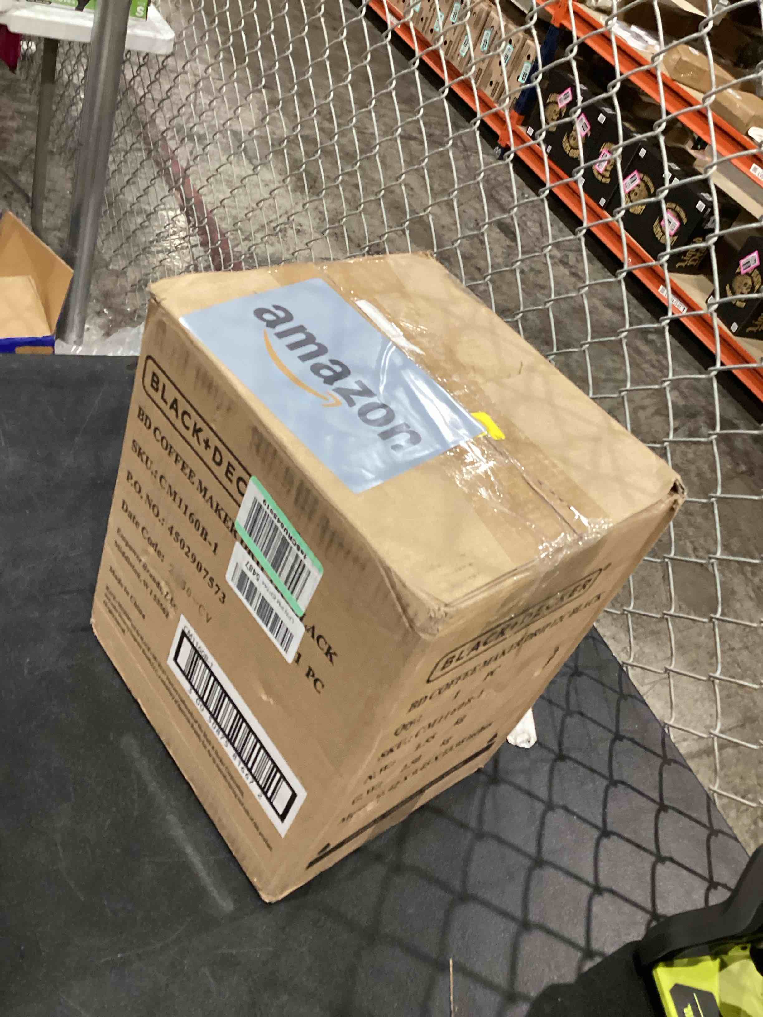 https://s3.amazonaws.com/lotting-images-prod/bidfta/TEA1987646_1758810201782.jpeg