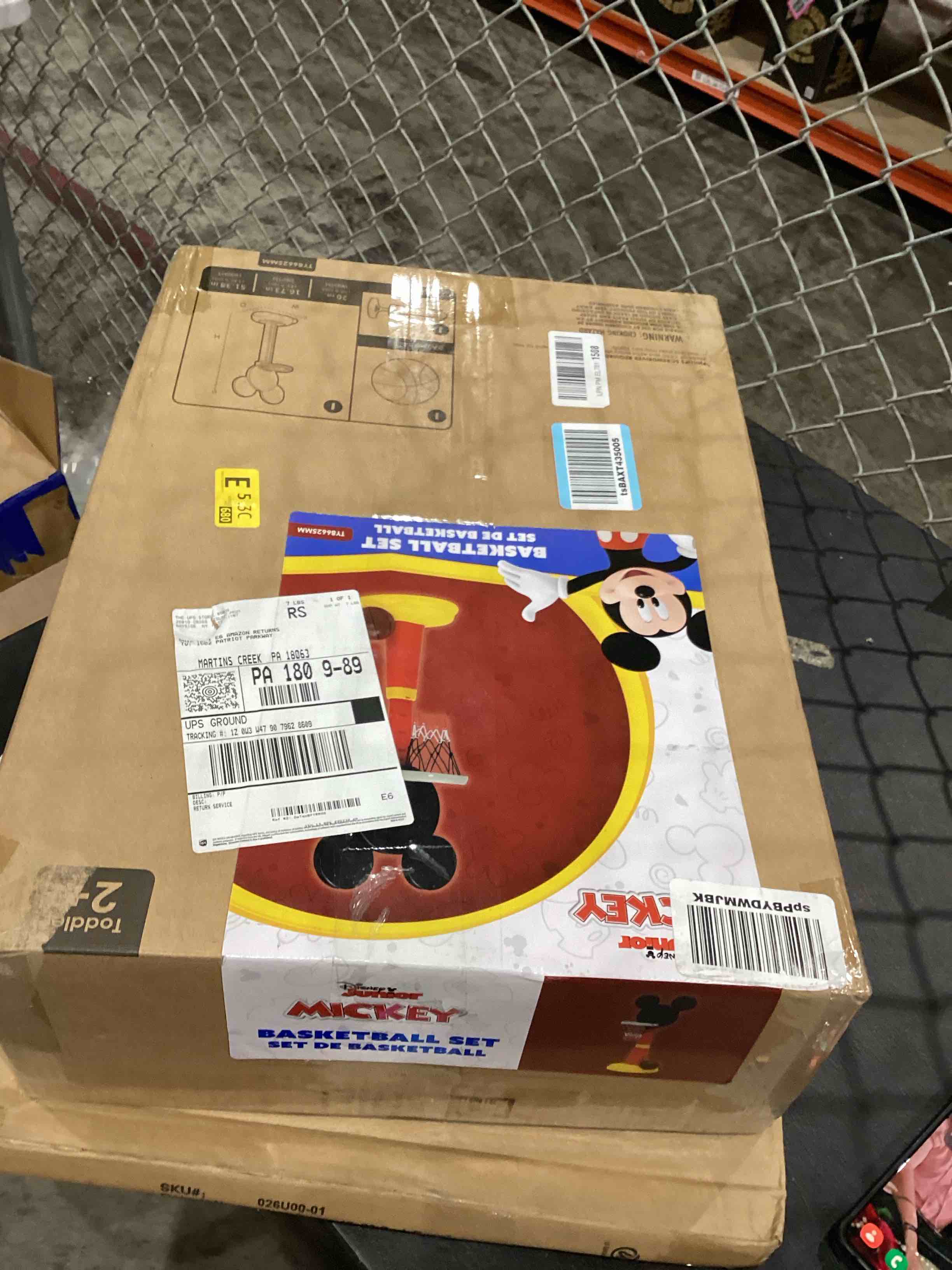 https://s3.amazonaws.com/lotting-images-prod/bidfta/TEA1987688_1758820048652.jpeg