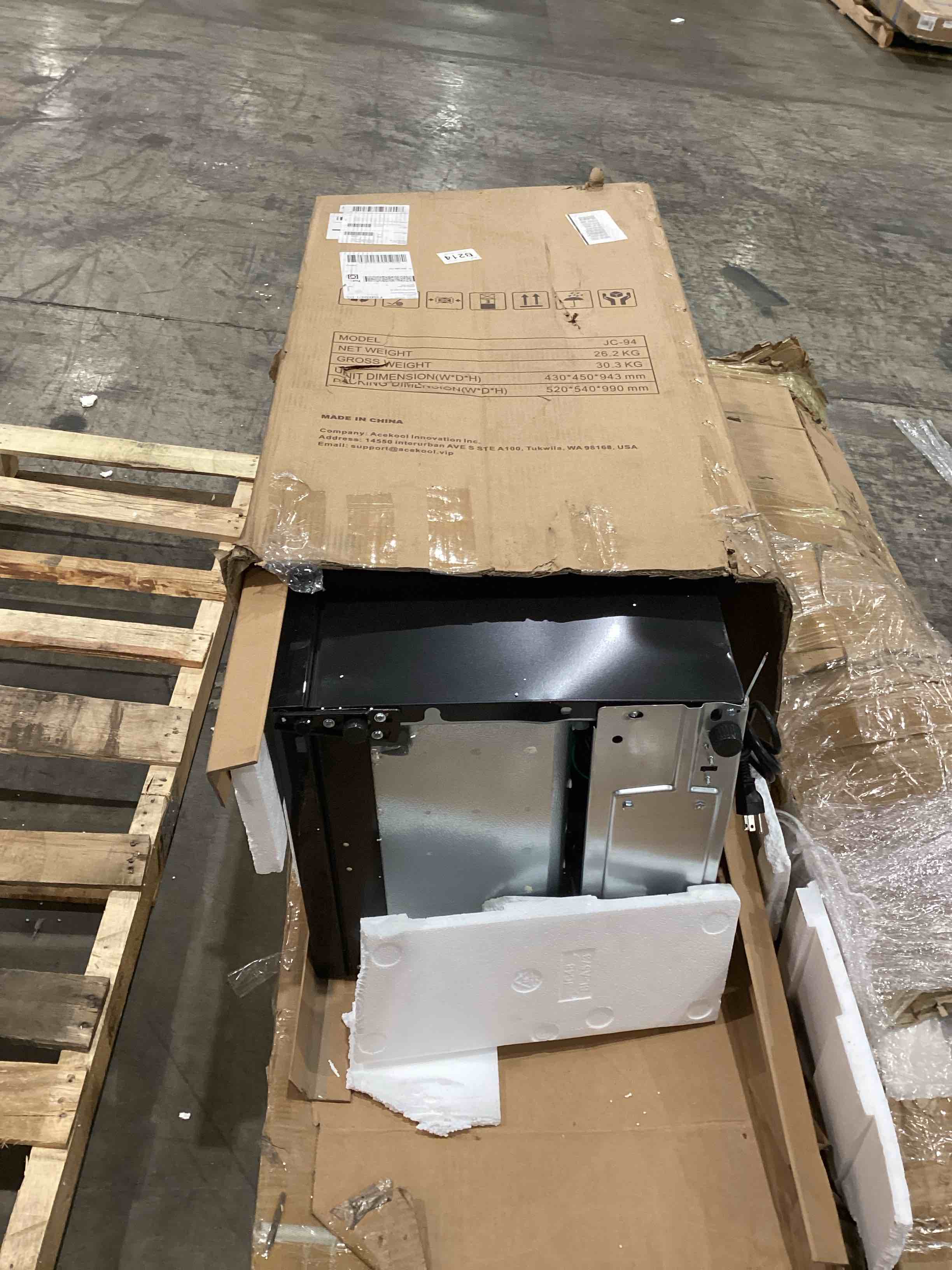 https://s3.amazonaws.com/lotting-images-prod/bidfta/TEA1987860_1759169900644.jpeg
