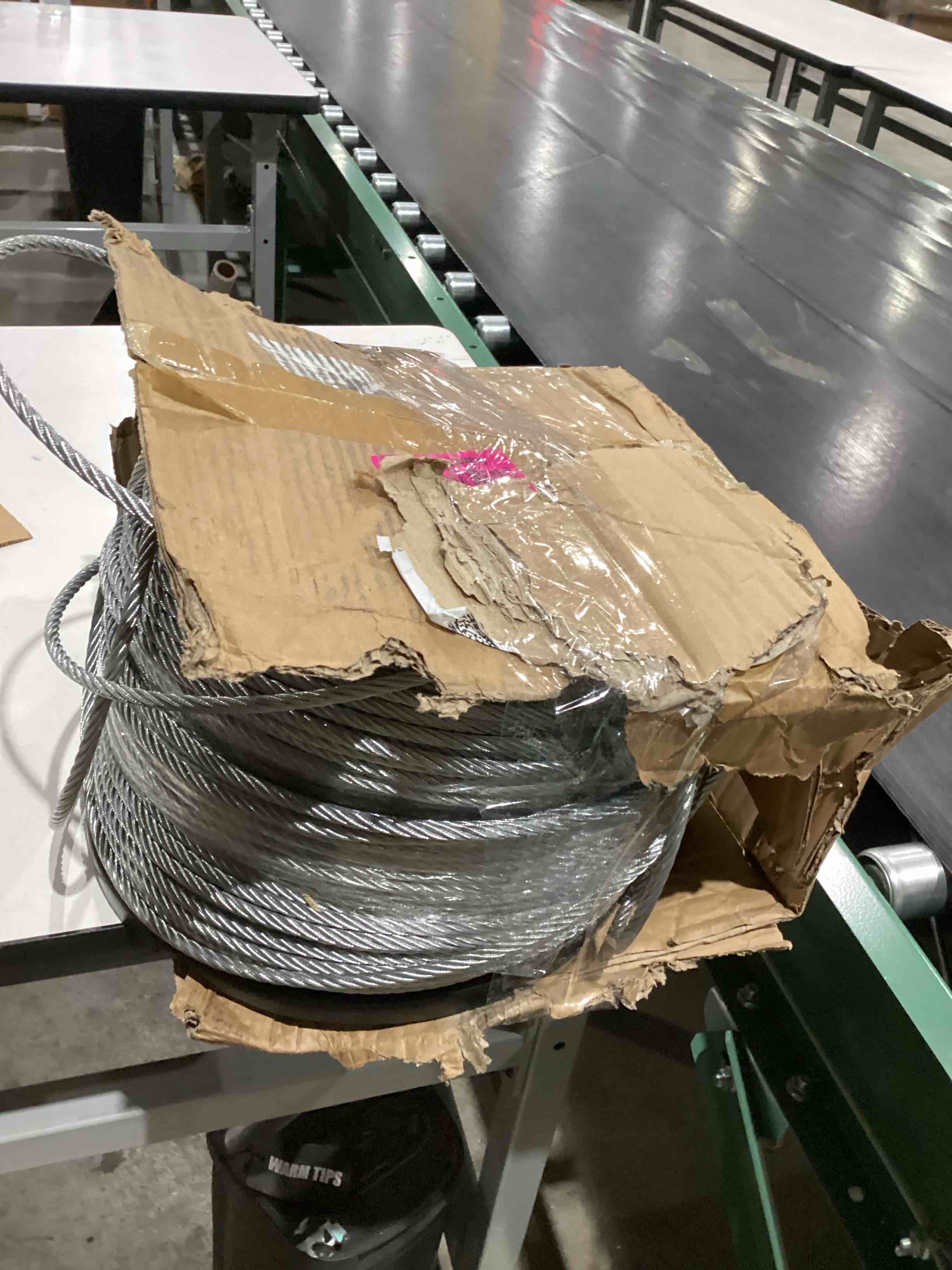https://s3.amazonaws.com/lotting-images-prod/bidfta/TEA1989050_1760642111386.jpeg