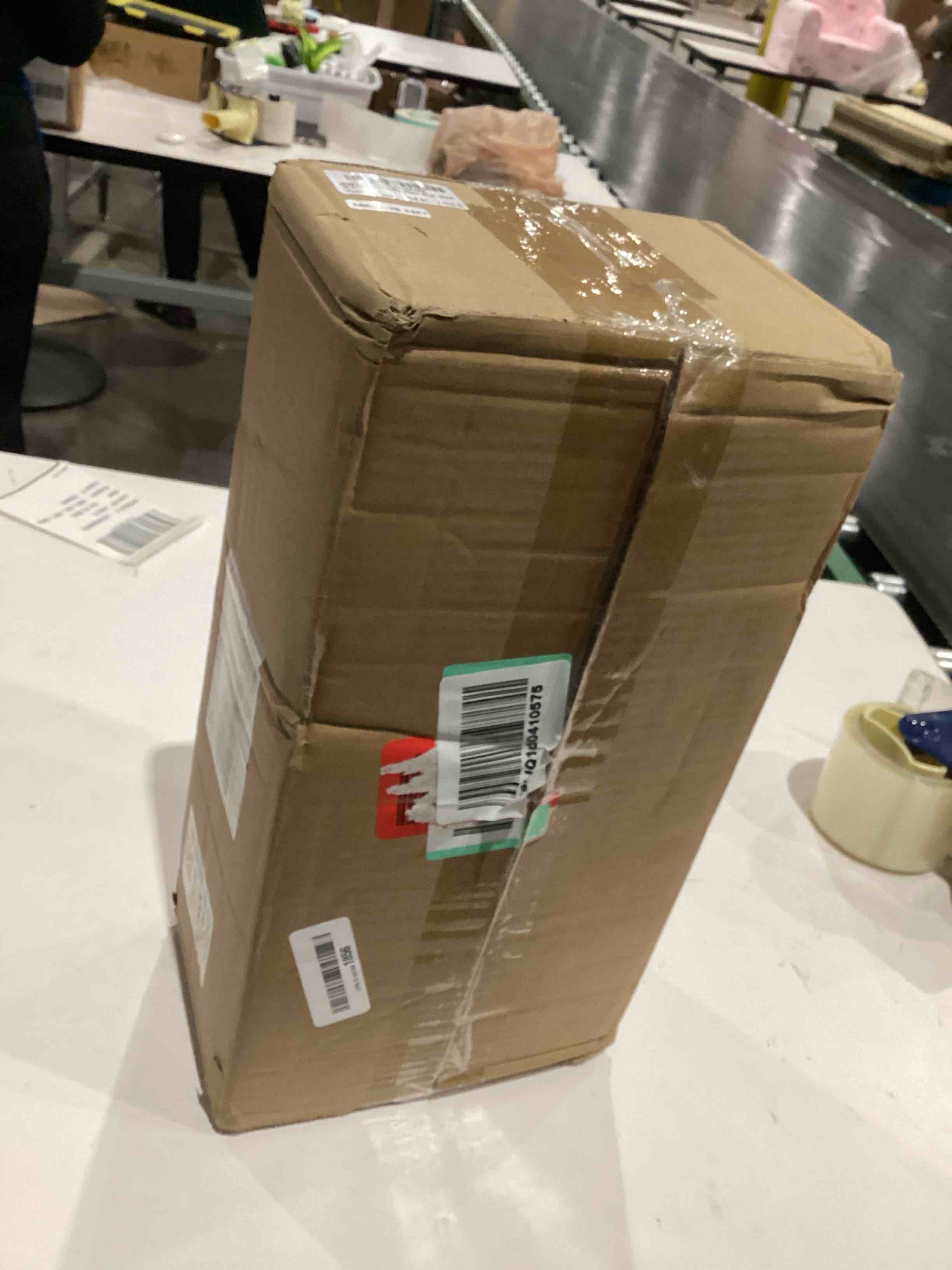 https://s3.amazonaws.com/lotting-images-prod/bidfta/TEA1989152_1760792098894.jpeg