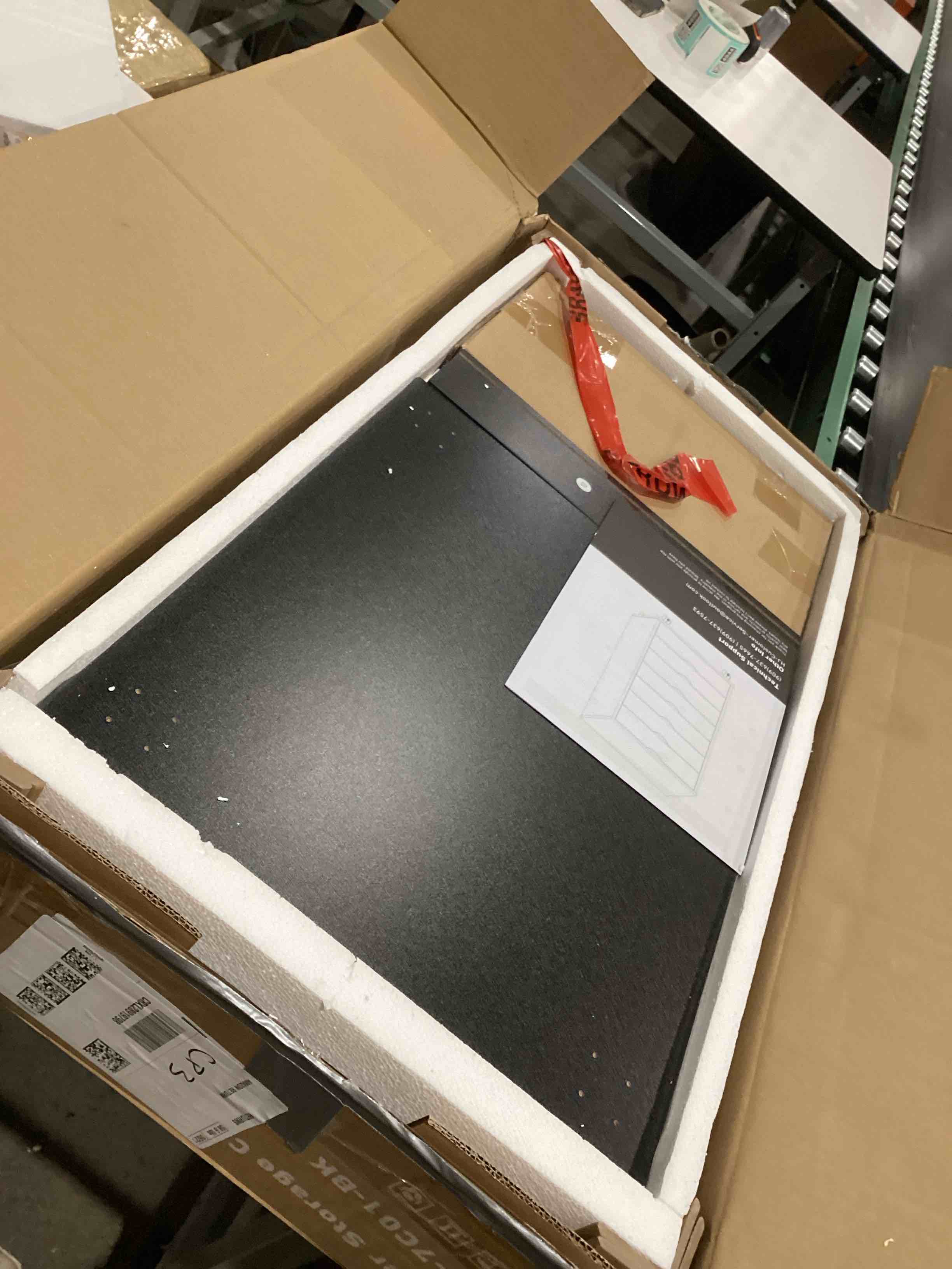 https://s3.amazonaws.com/lotting-images-prod/bidfta/TEA1989170_1760800562662.jpeg