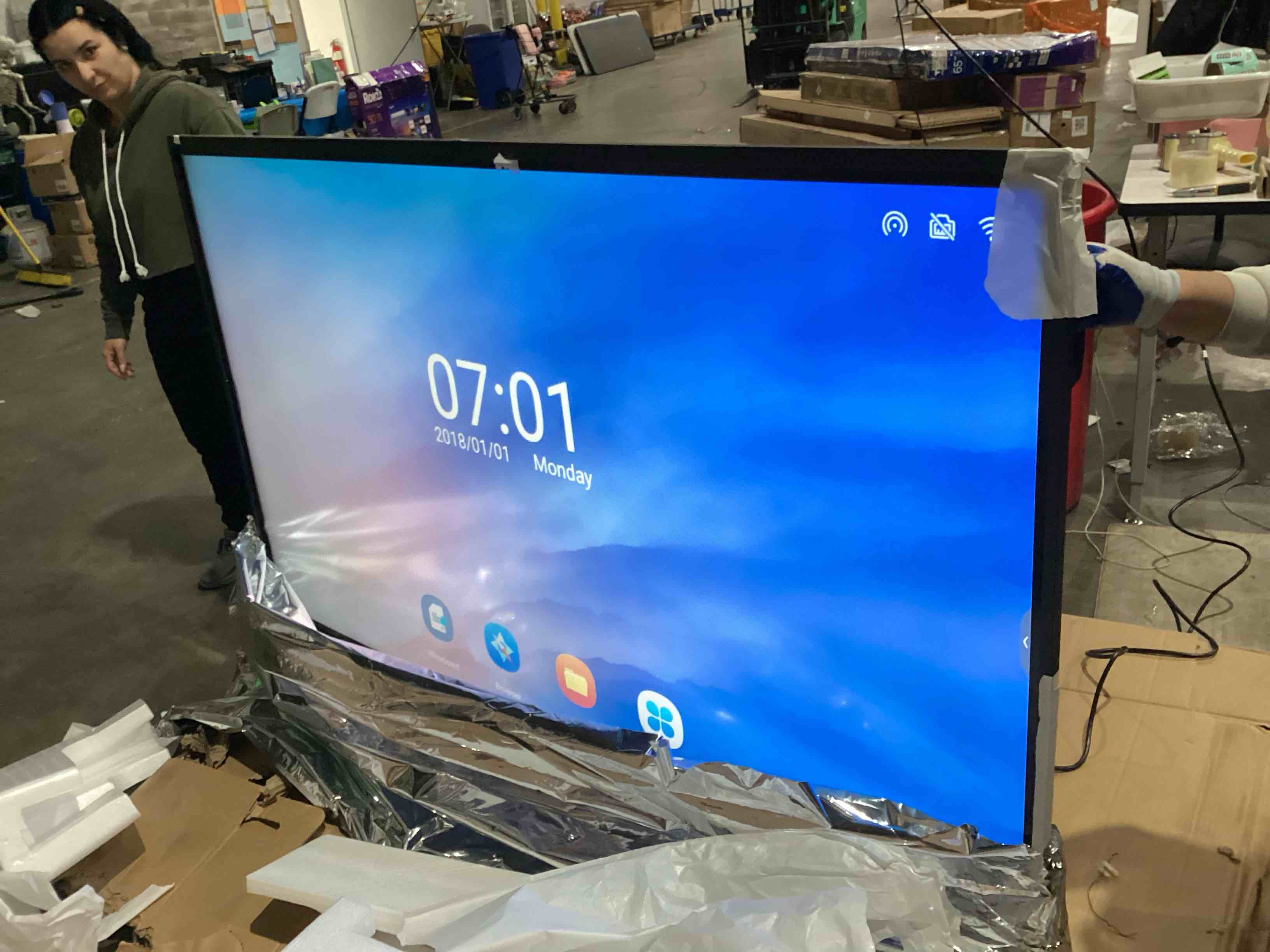 https://s3.amazonaws.com/lotting-images-prod/bidfta/TEA1989311_1761140995078.jpeg