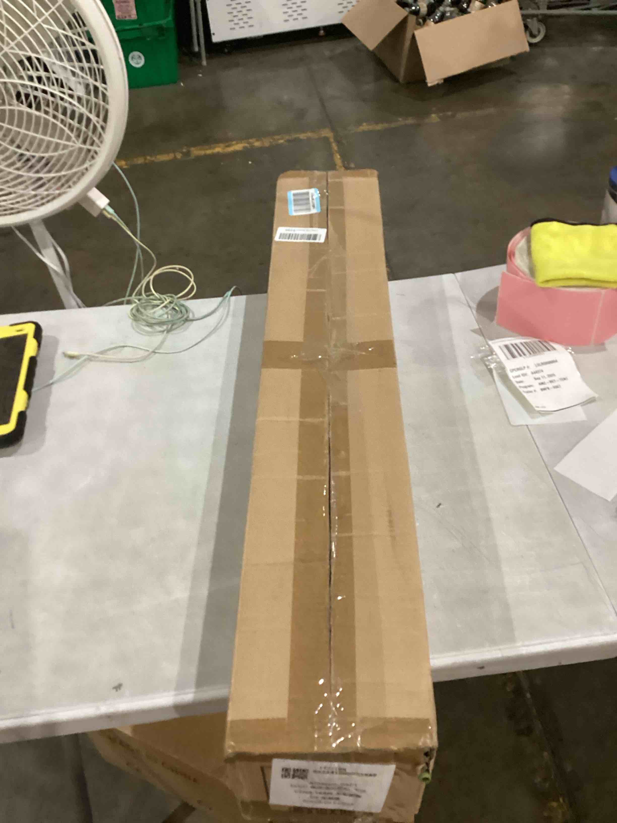 https://s3.amazonaws.com/lotting-images-prod/bidfta/TEA1993220_1758282806287.jpeg