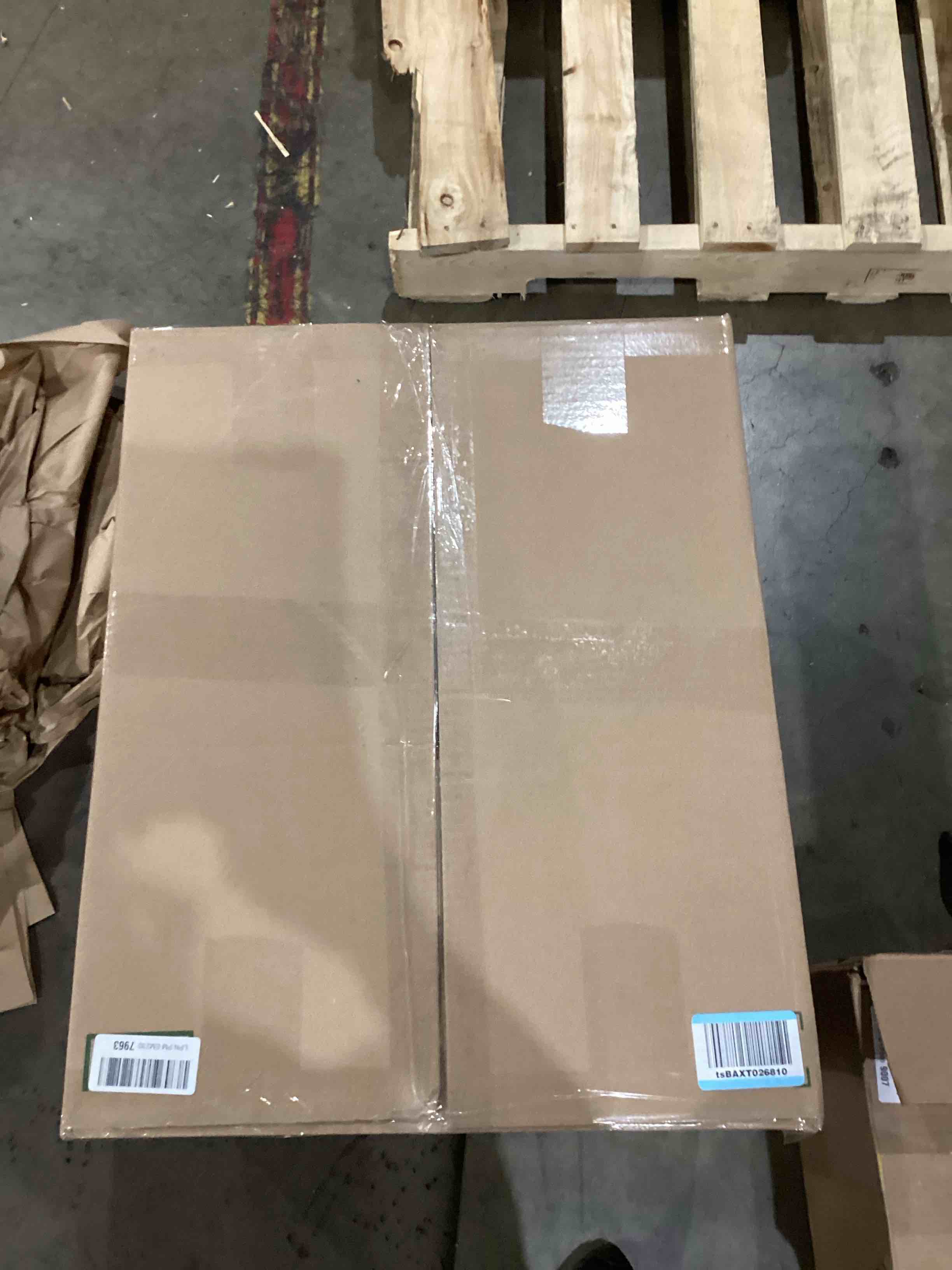 https://s3.amazonaws.com/lotting-images-prod/bidfta/TEA1993673_1759144223732.jpeg