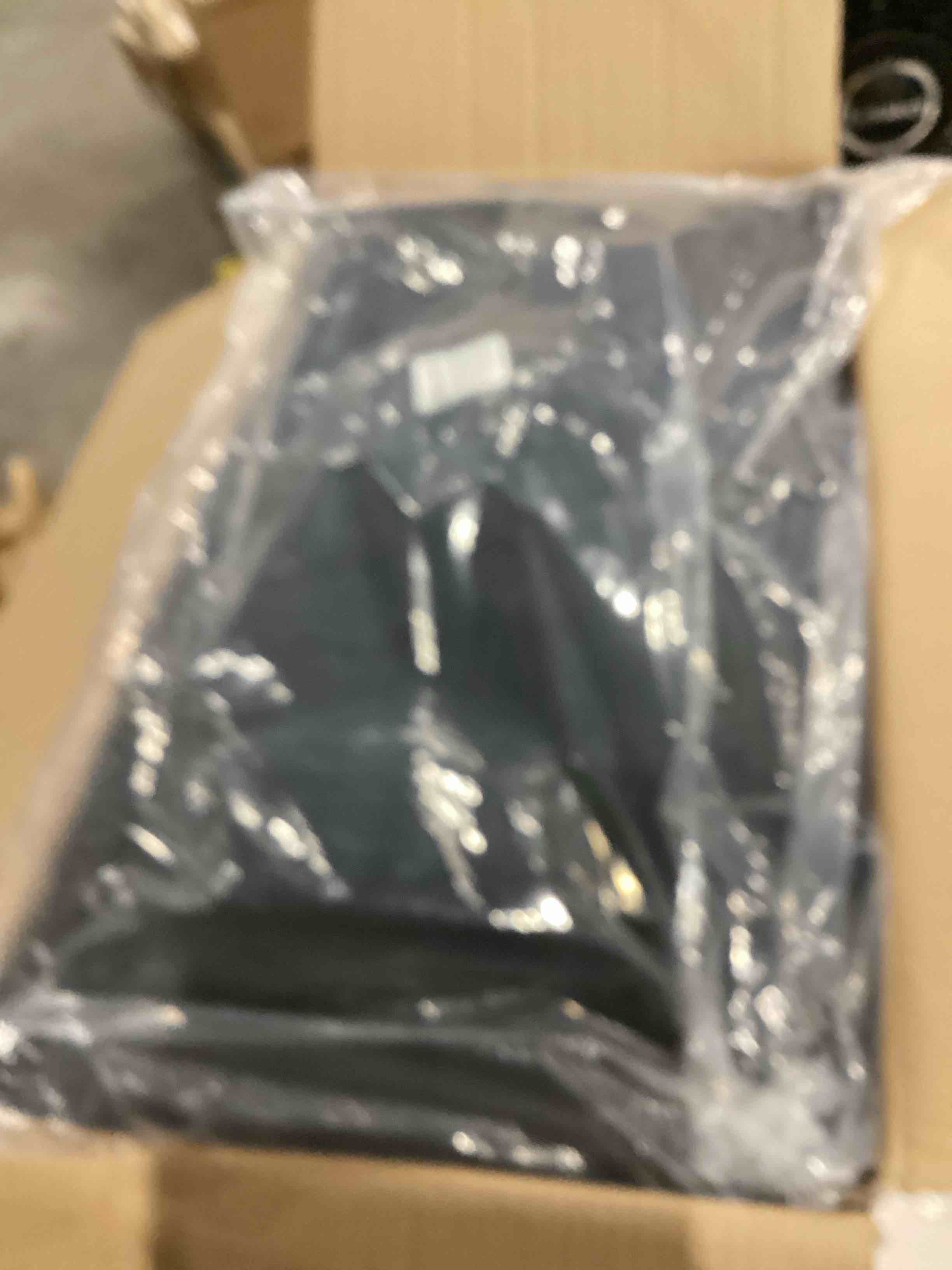 https://s3.amazonaws.com/lotting-images-prod/bidfta/TEA1994578_1760119092752.jpeg