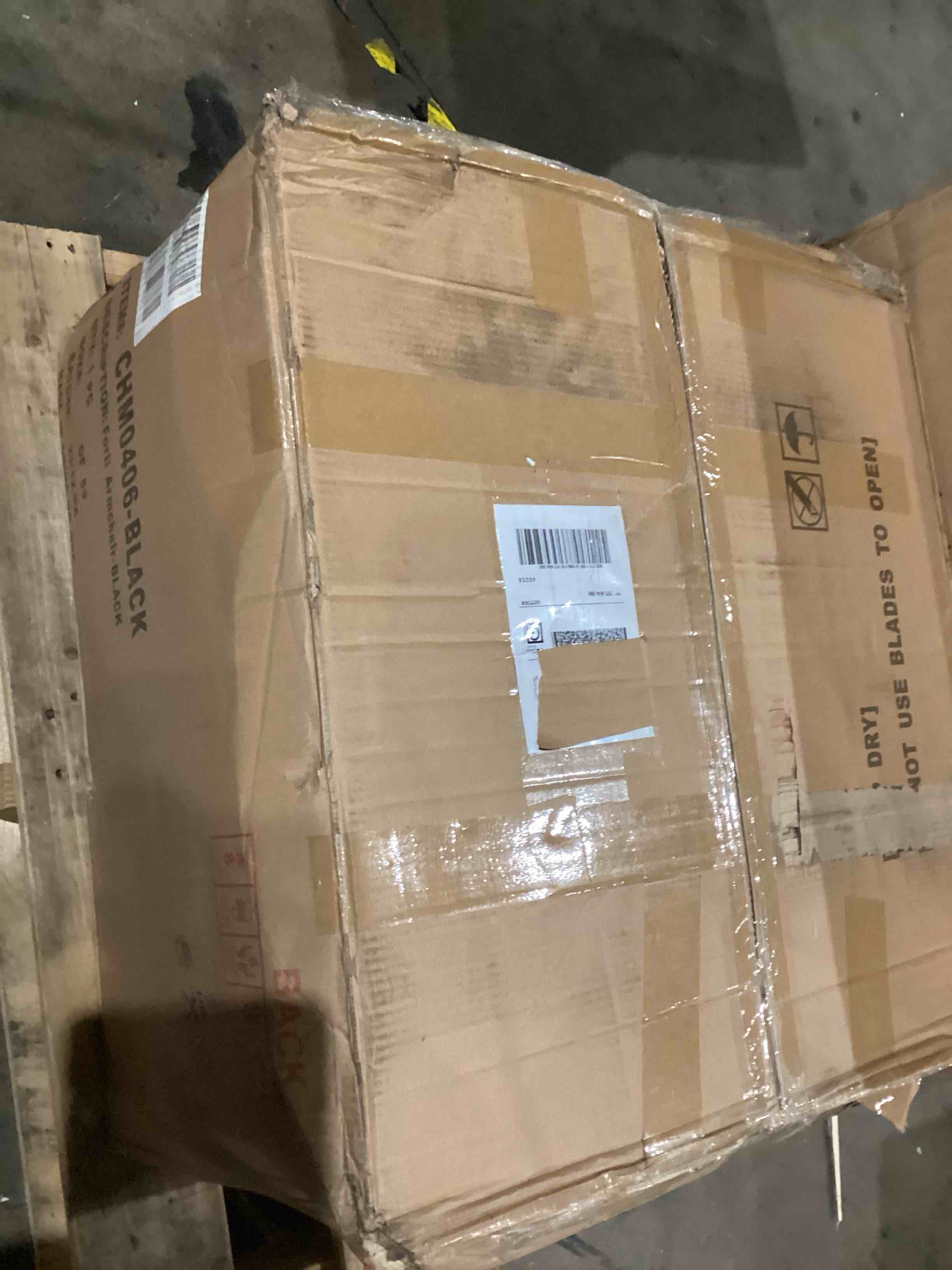 https://s3.amazonaws.com/lotting-images-prod/bidfta/TEA1994714_1760450692014.jpeg