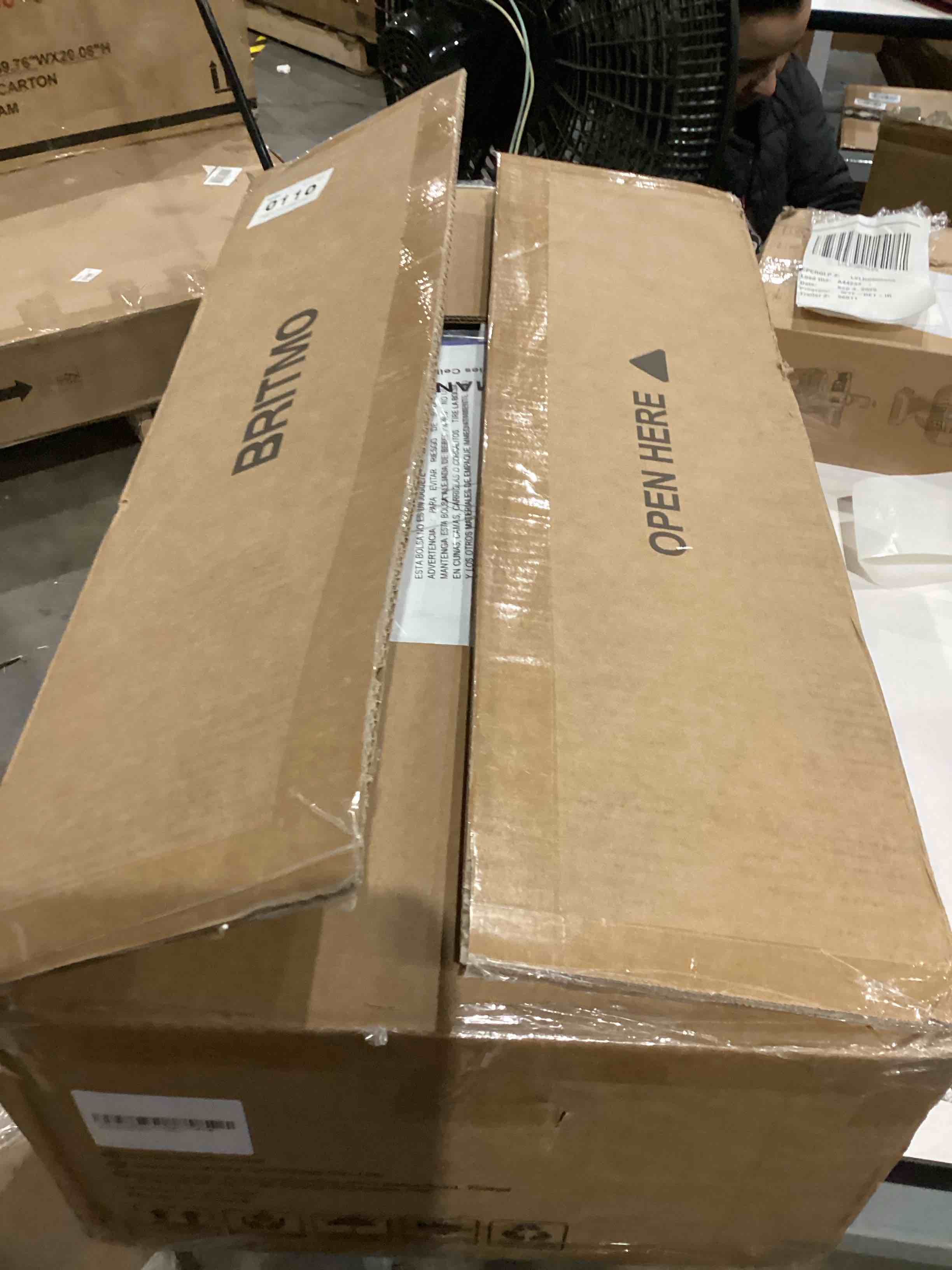 https://s3.amazonaws.com/lotting-images-prod/bidfta/TEA1994724_1760460020921.jpeg