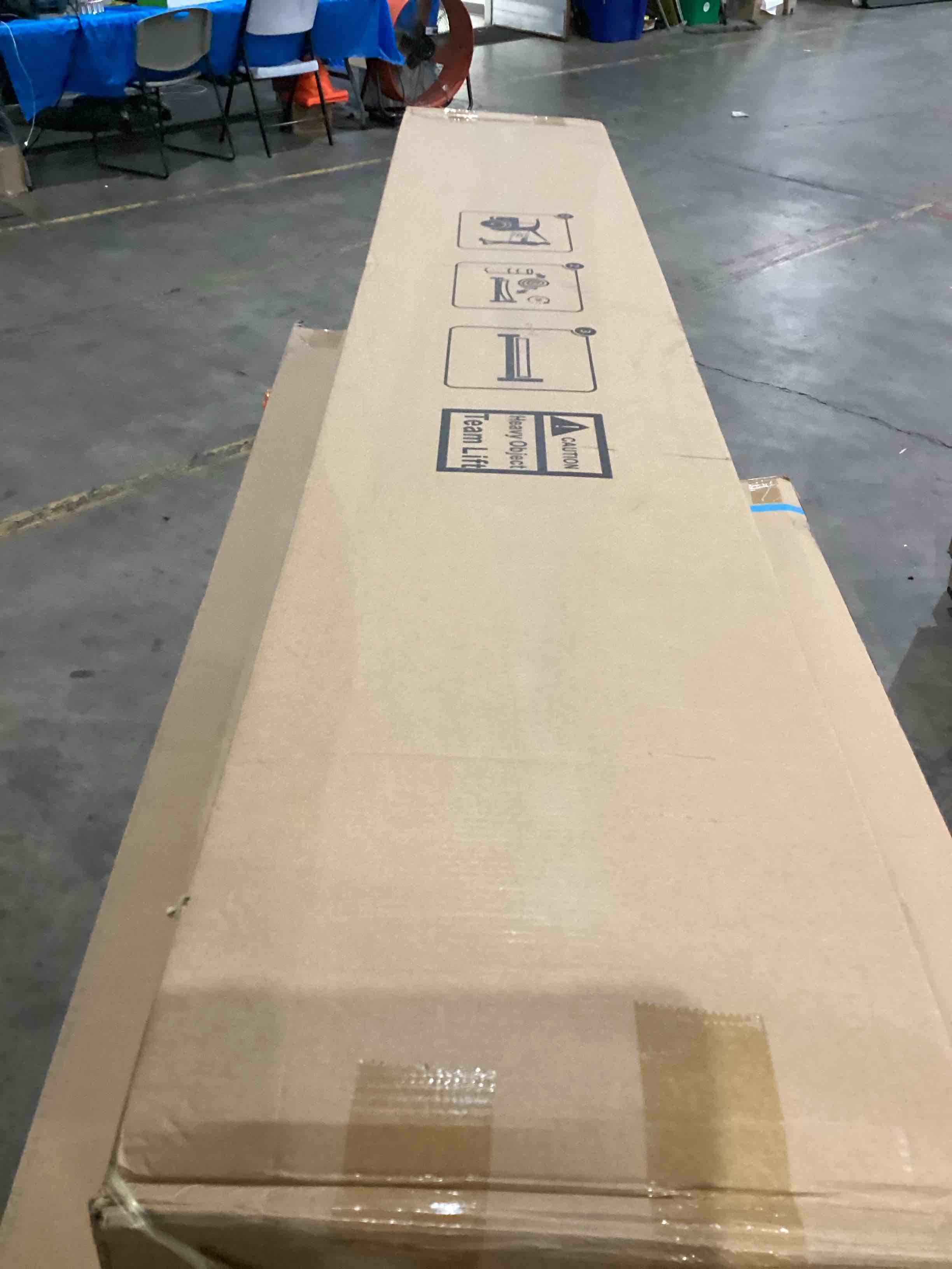 https://s3.amazonaws.com/lotting-images-prod/bidfta/TEA1994789_1760553507469.jpeg