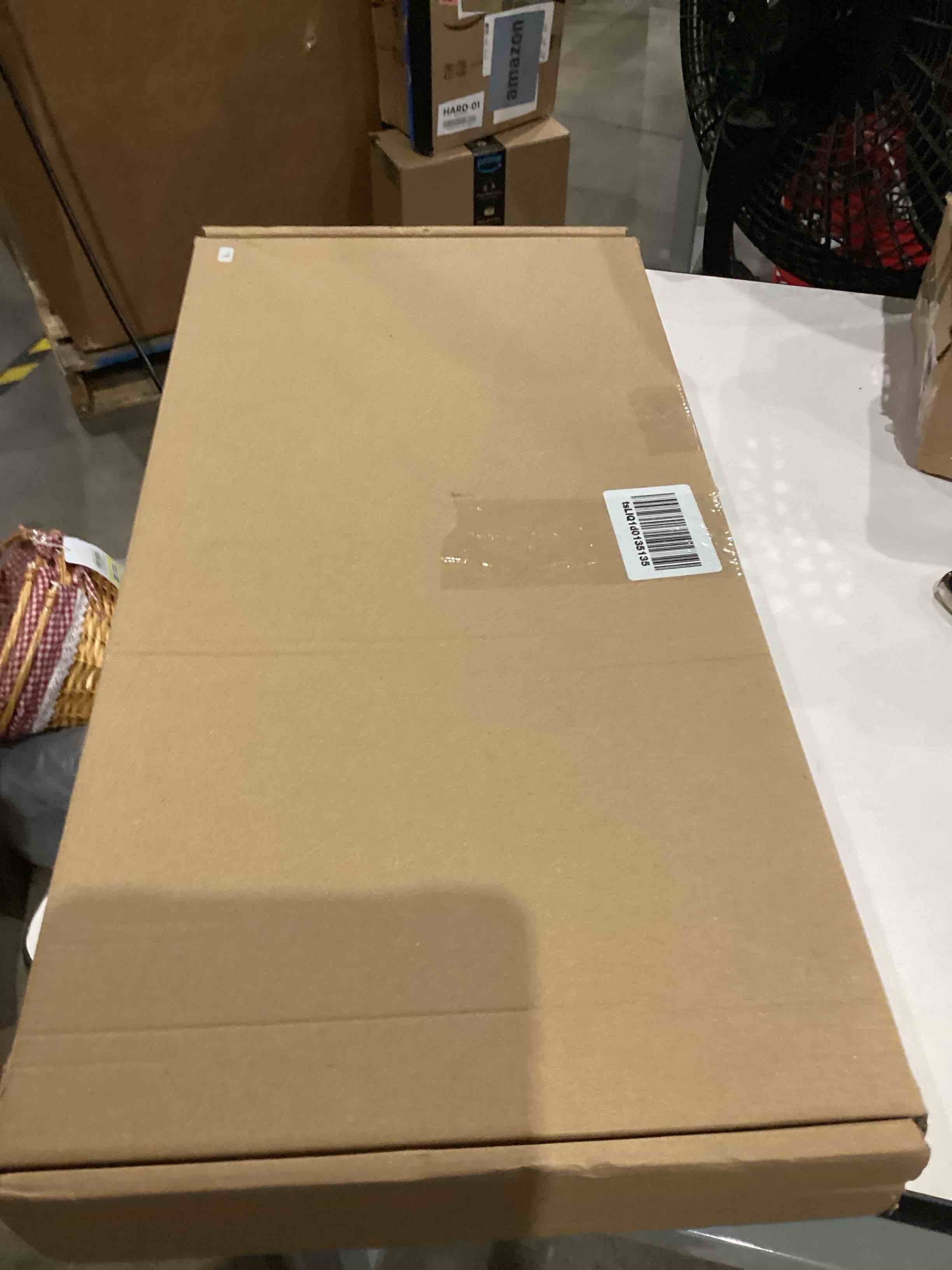 https://s3.amazonaws.com/lotting-images-prod/bidfta/TEA1994960_1760960513414.jpeg
