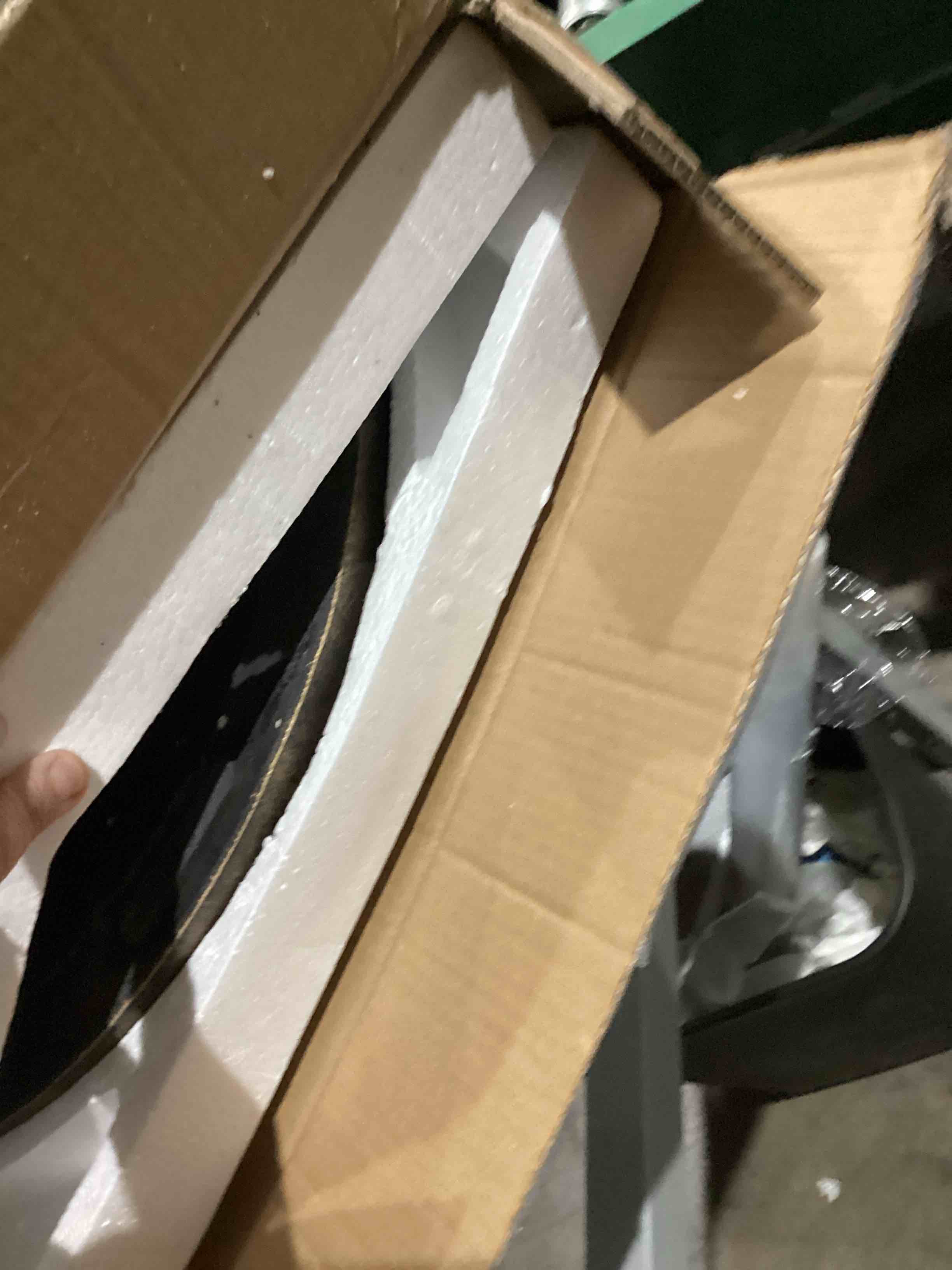 https://s3.amazonaws.com/lotting-images-prod/bidfta/TEA1995041_1761052910187.jpeg