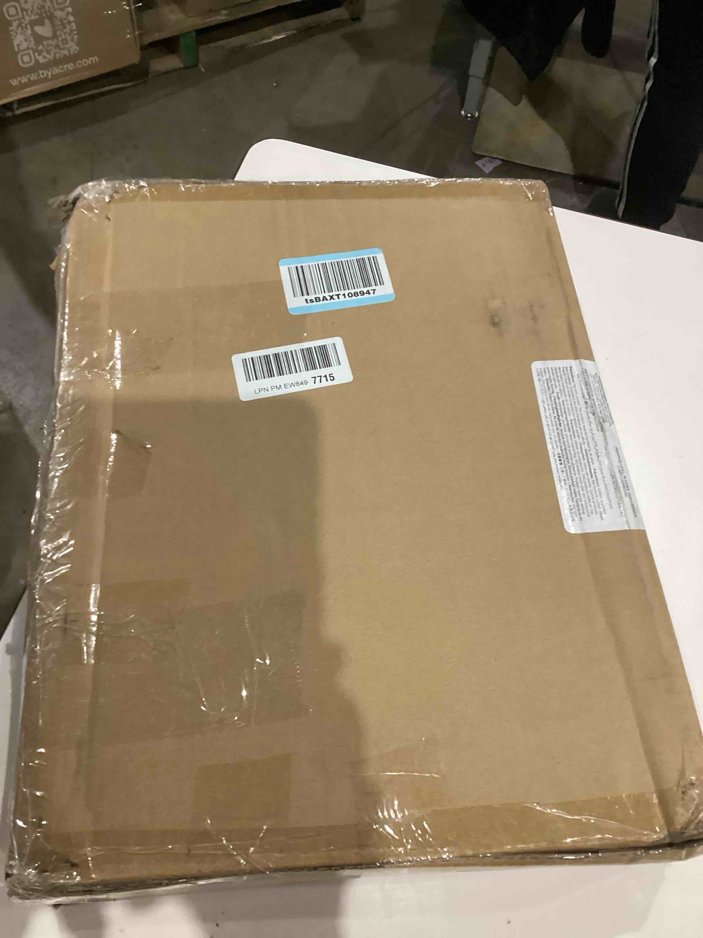 https://s3.amazonaws.com/lotting-images-prod/bidfta/TEA1995201_1761318490145.jpeg