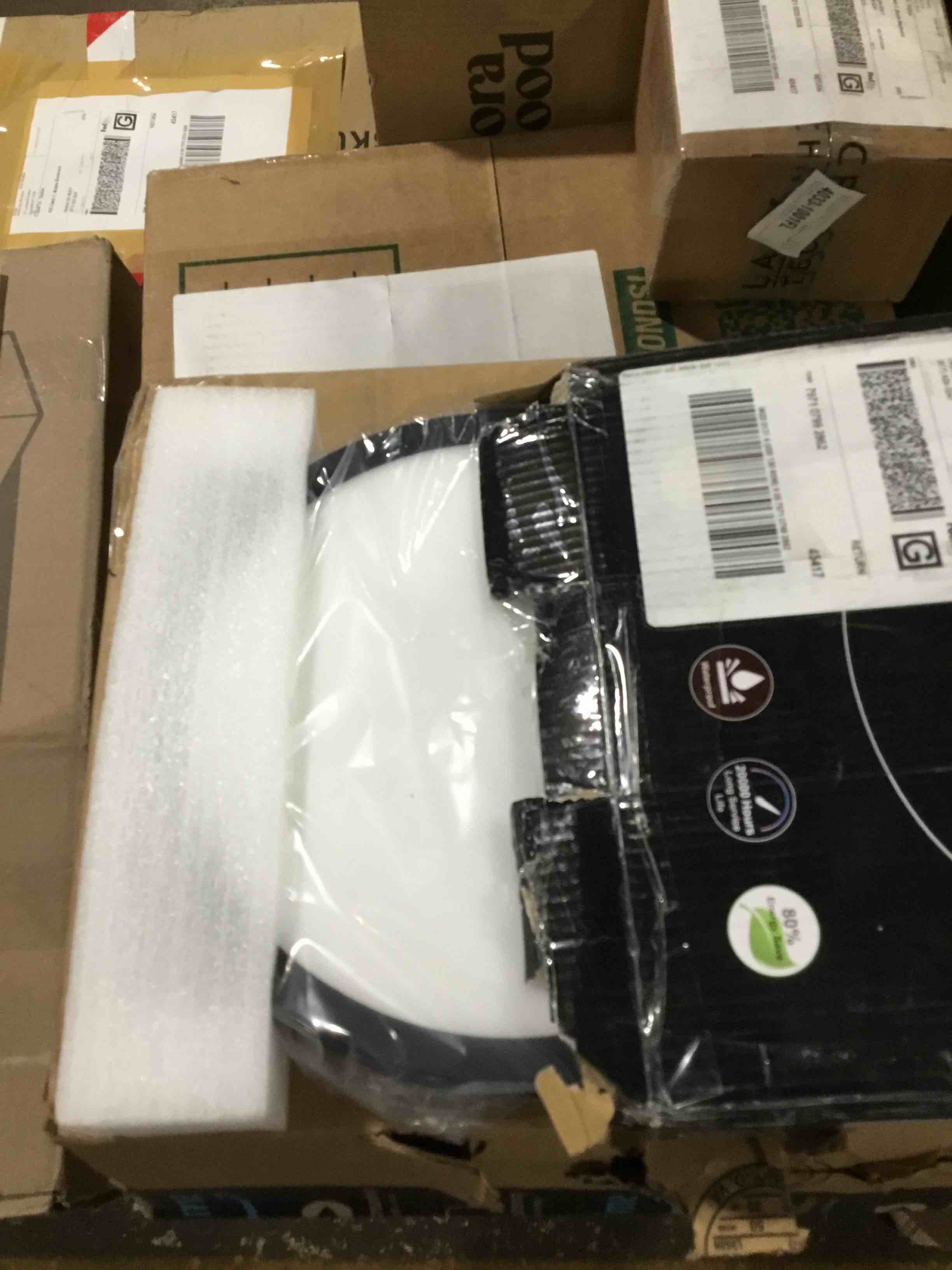 https://s3.amazonaws.com/lotting-images-prod/bidfta/TEA2032447_1737725116213.jpeg