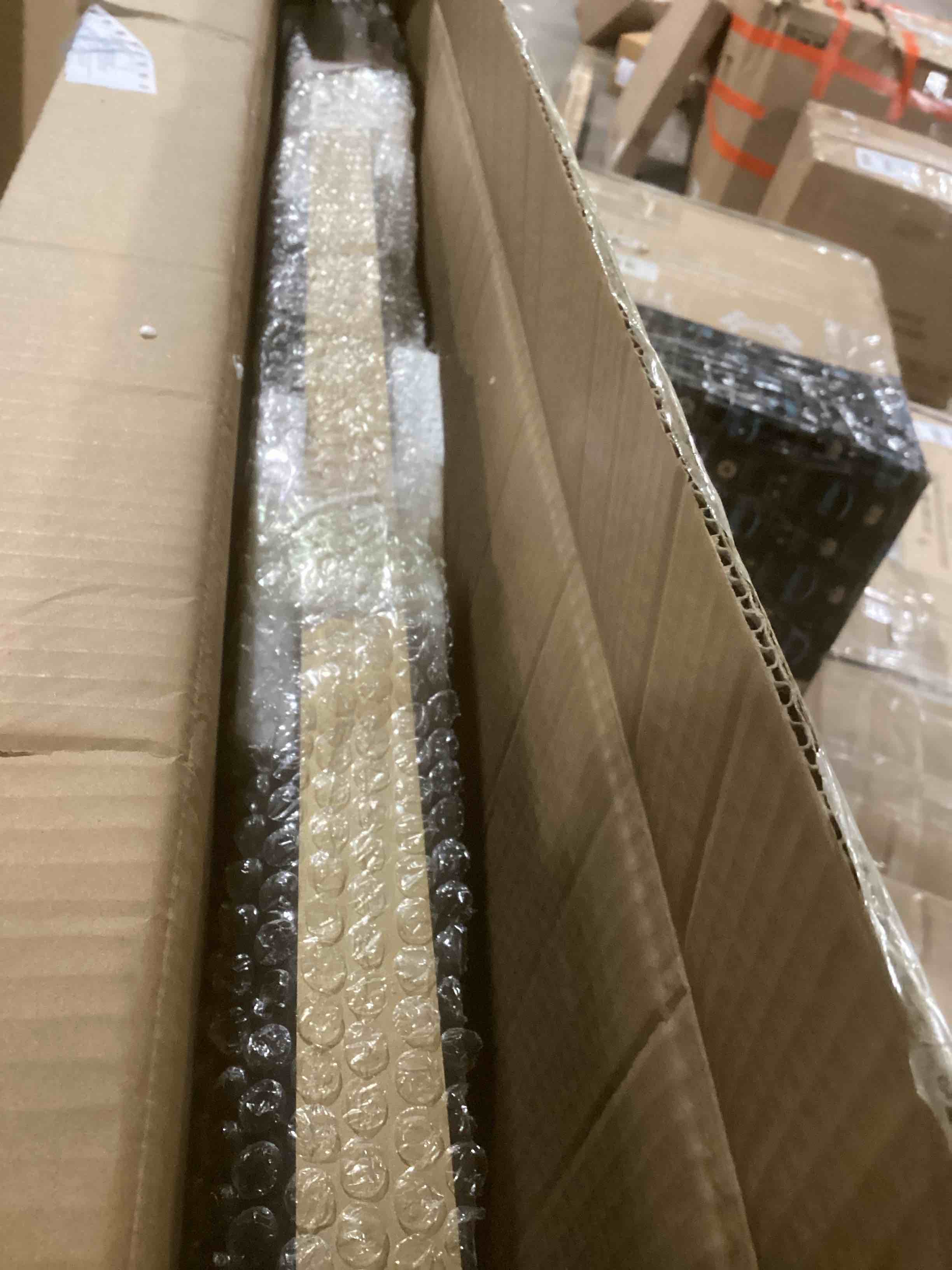 https://s3.amazonaws.com/lotting-images-prod/bidfta/TEA2033004_1738085619335.jpeg
