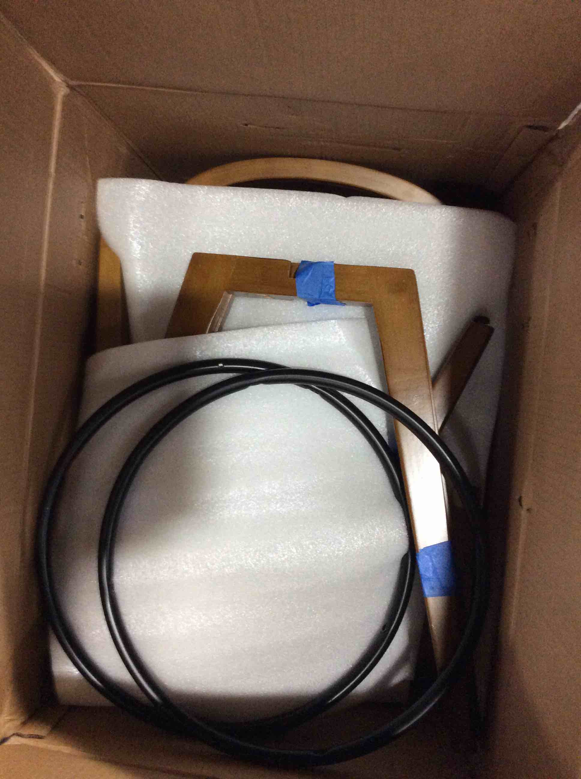 https://s3.amazonaws.com/lotting-images-prod/bidfta/TEA2034103_1738778871600.jpeg