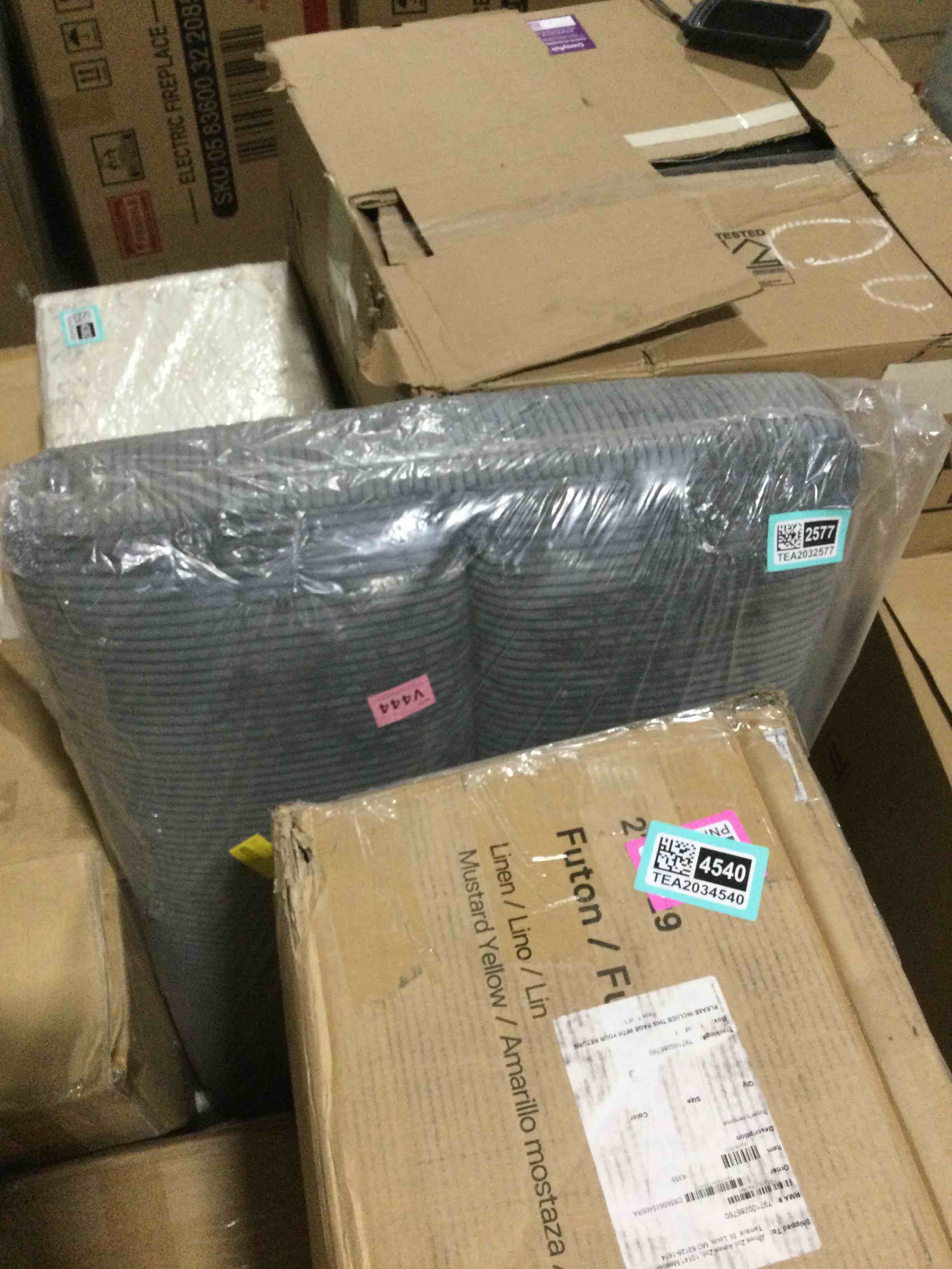 https://s3.amazonaws.com/lotting-images-prod/bidfta/TEA2034400_1741012164099.jpeg