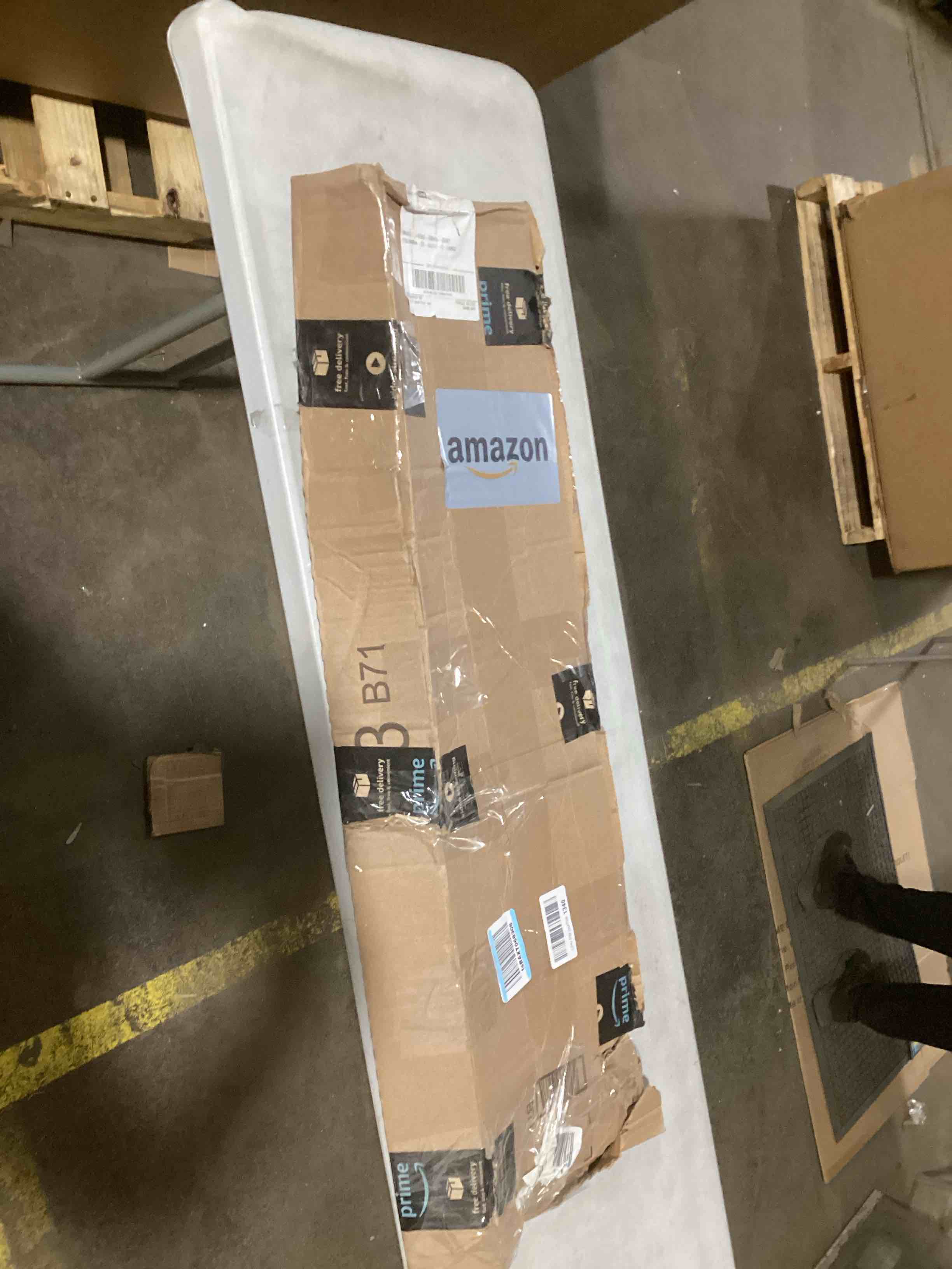 https://s3.amazonaws.com/lotting-images-prod/bidfta/TEA2035311_1738082476337.jpeg