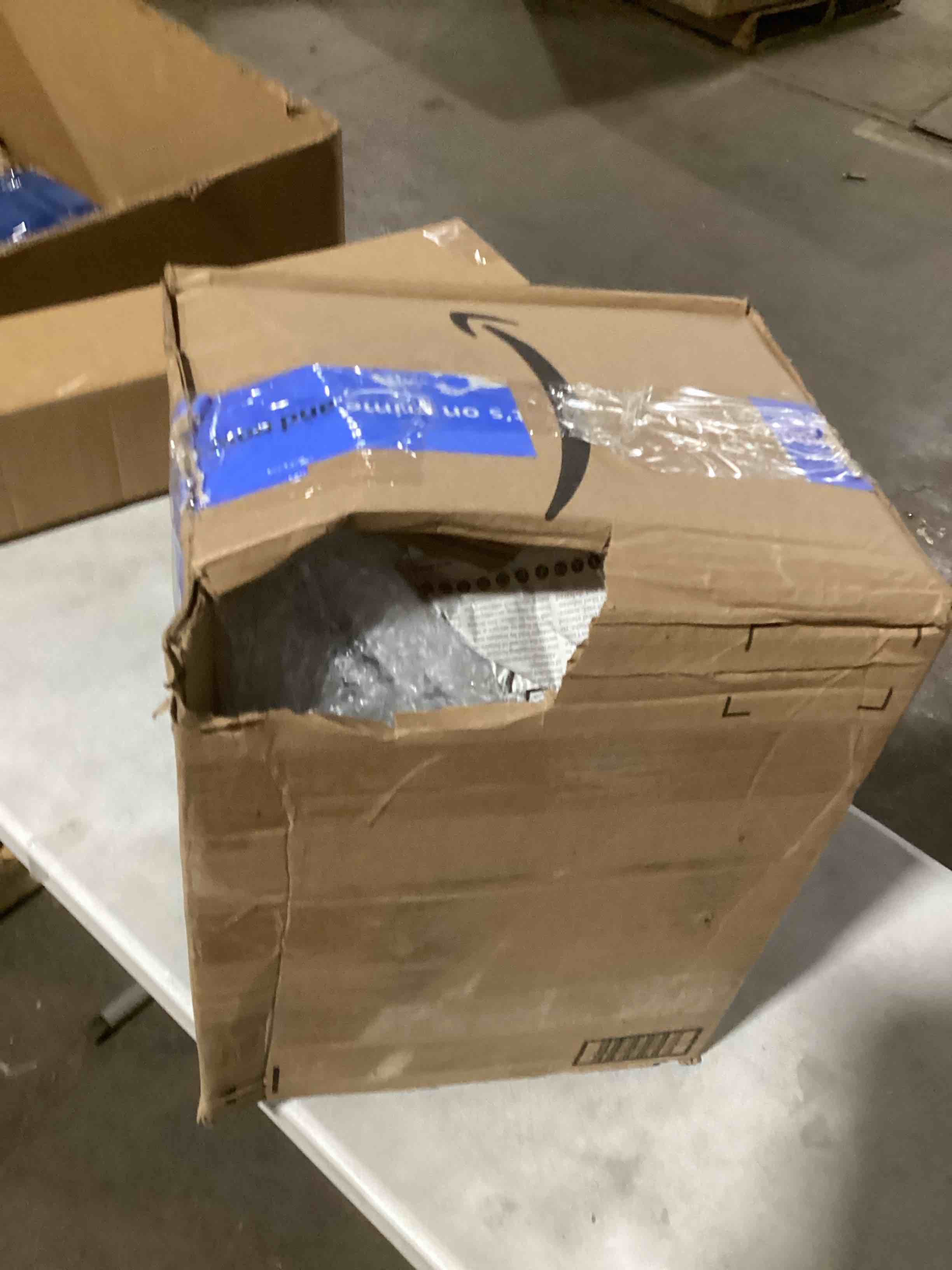 https://s3.amazonaws.com/lotting-images-prod/bidfta/TEA2035316_1738083406474.jpeg