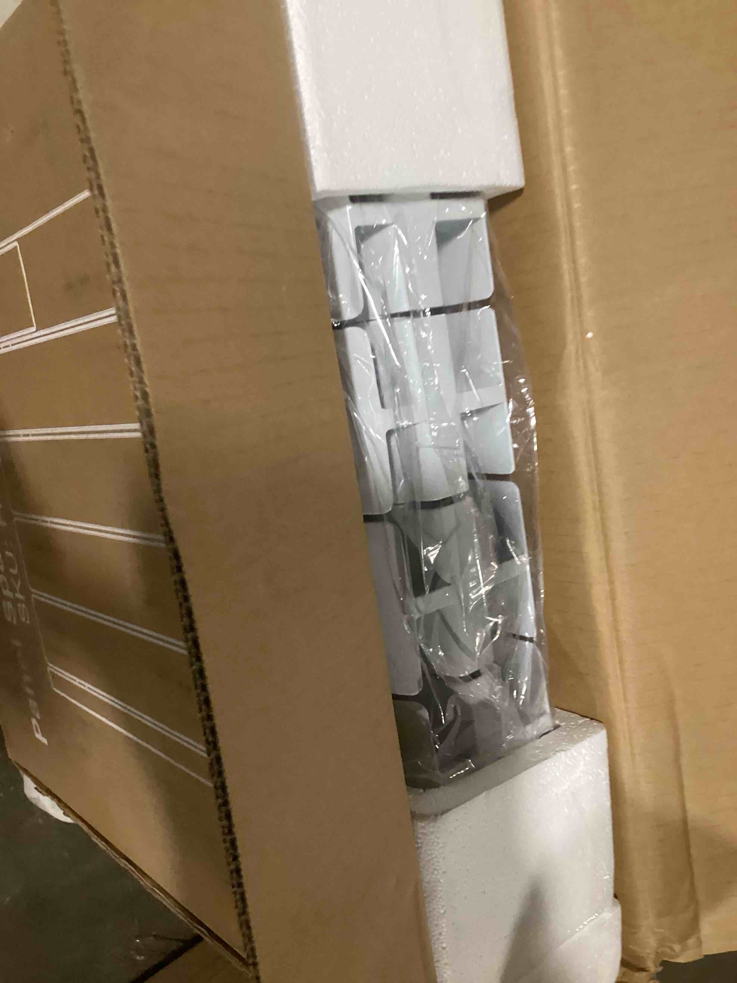 https://s3.amazonaws.com/lotting-images-prod/bidfta/TEA2035335_1738088570326.jpeg