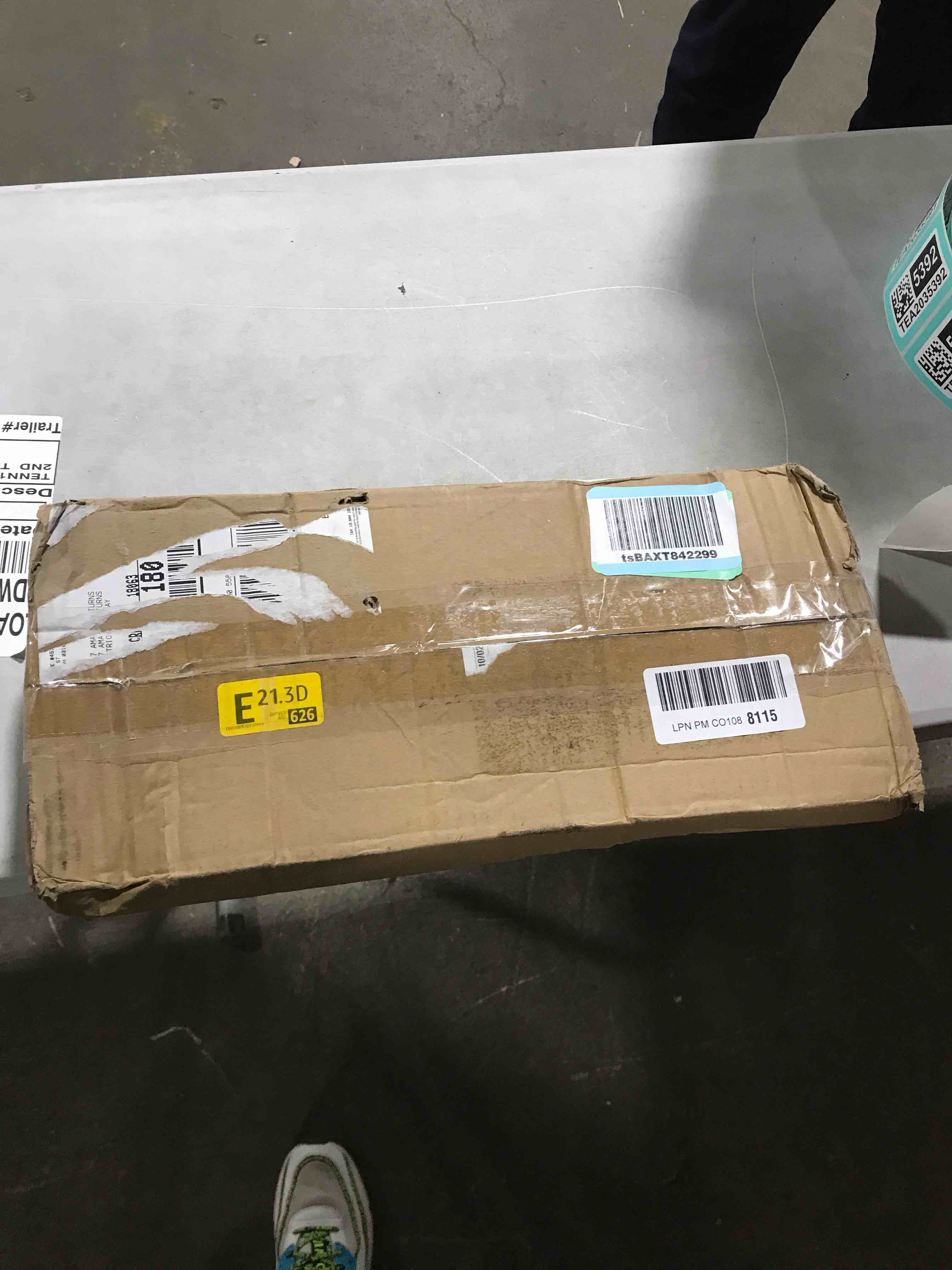 https://s3.amazonaws.com/lotting-images-prod/bidfta/TEA2035385_1738152929764.jpeg