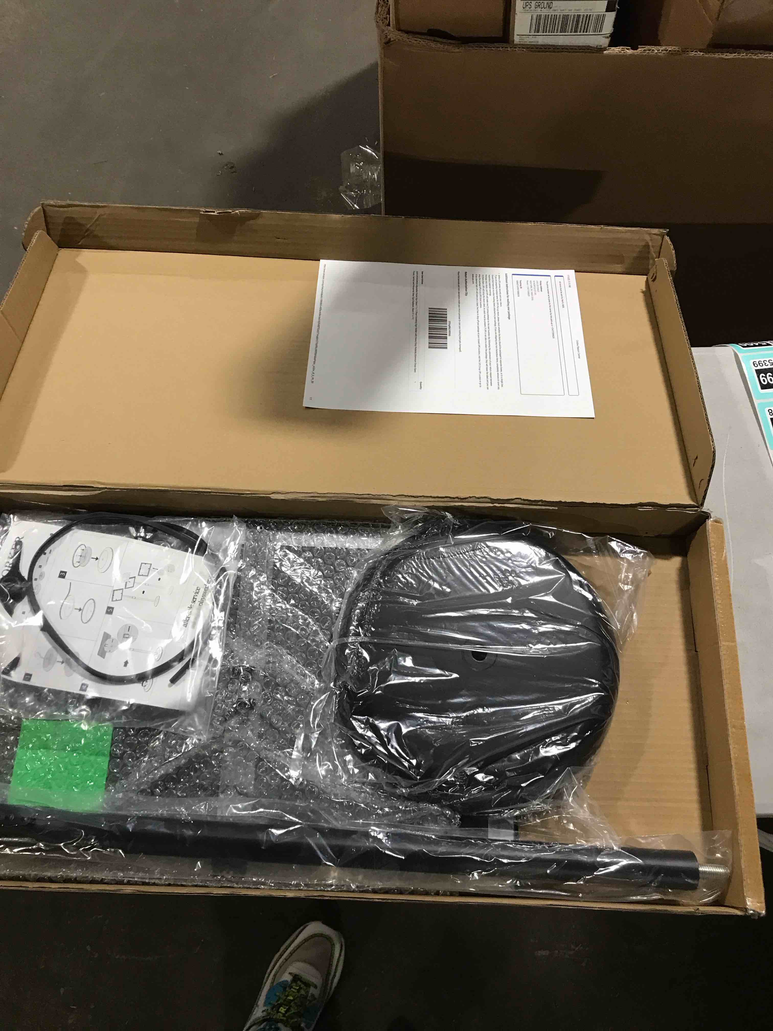 https://s3.amazonaws.com/lotting-images-prod/bidfta/TEA2035394_1738154519043.jpeg