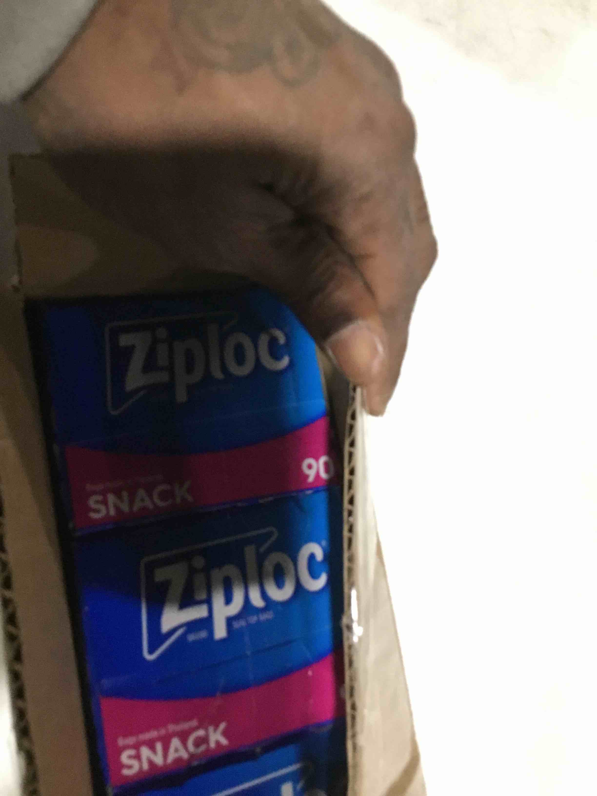 https://s3.amazonaws.com/lotting-images-prod/bidfta/TEA2035711_1738260276976.jpeg