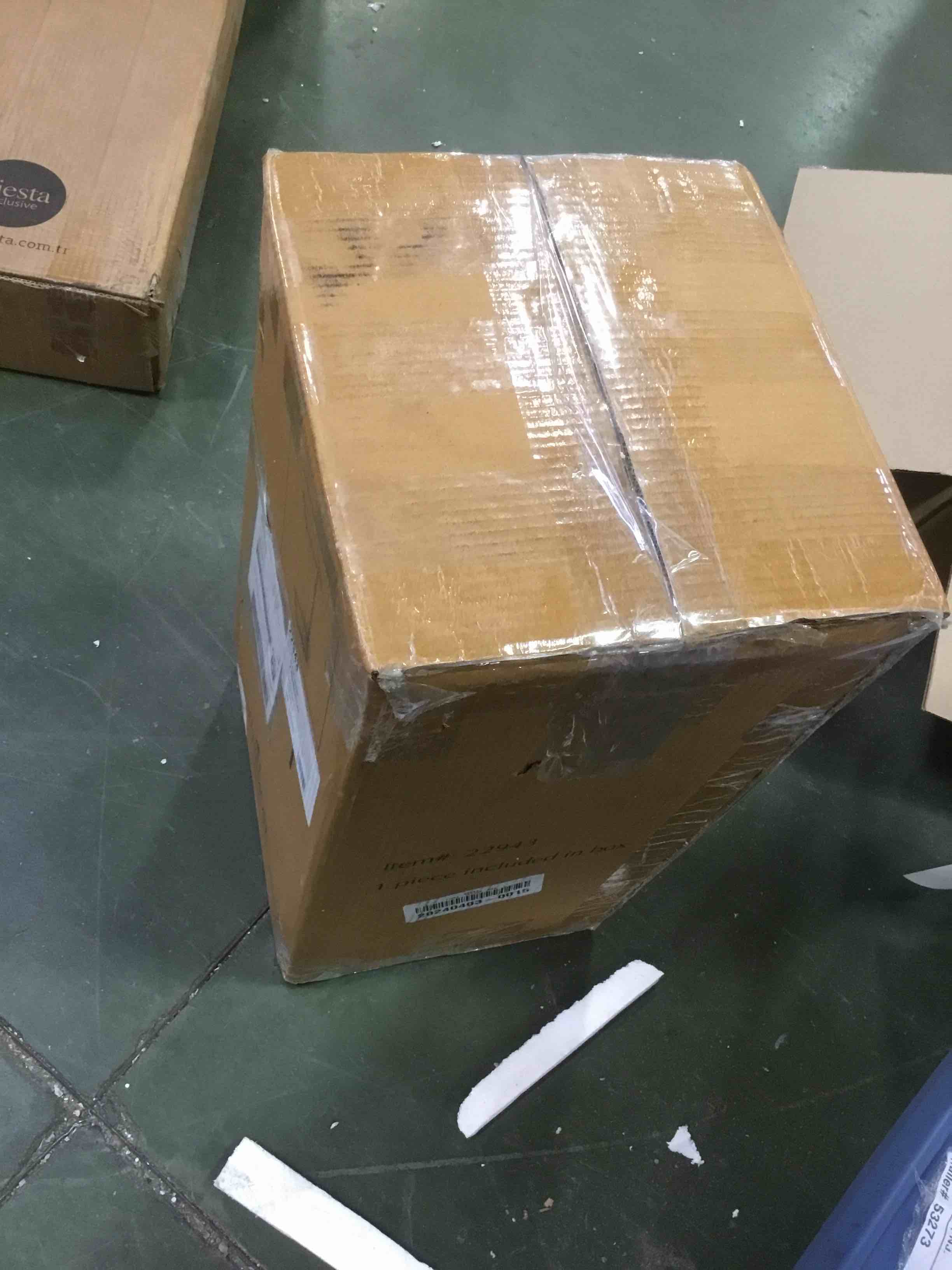 https://s3.amazonaws.com/lotting-images-prod/bidfta/TEA2038429_1739467979910.jpeg
