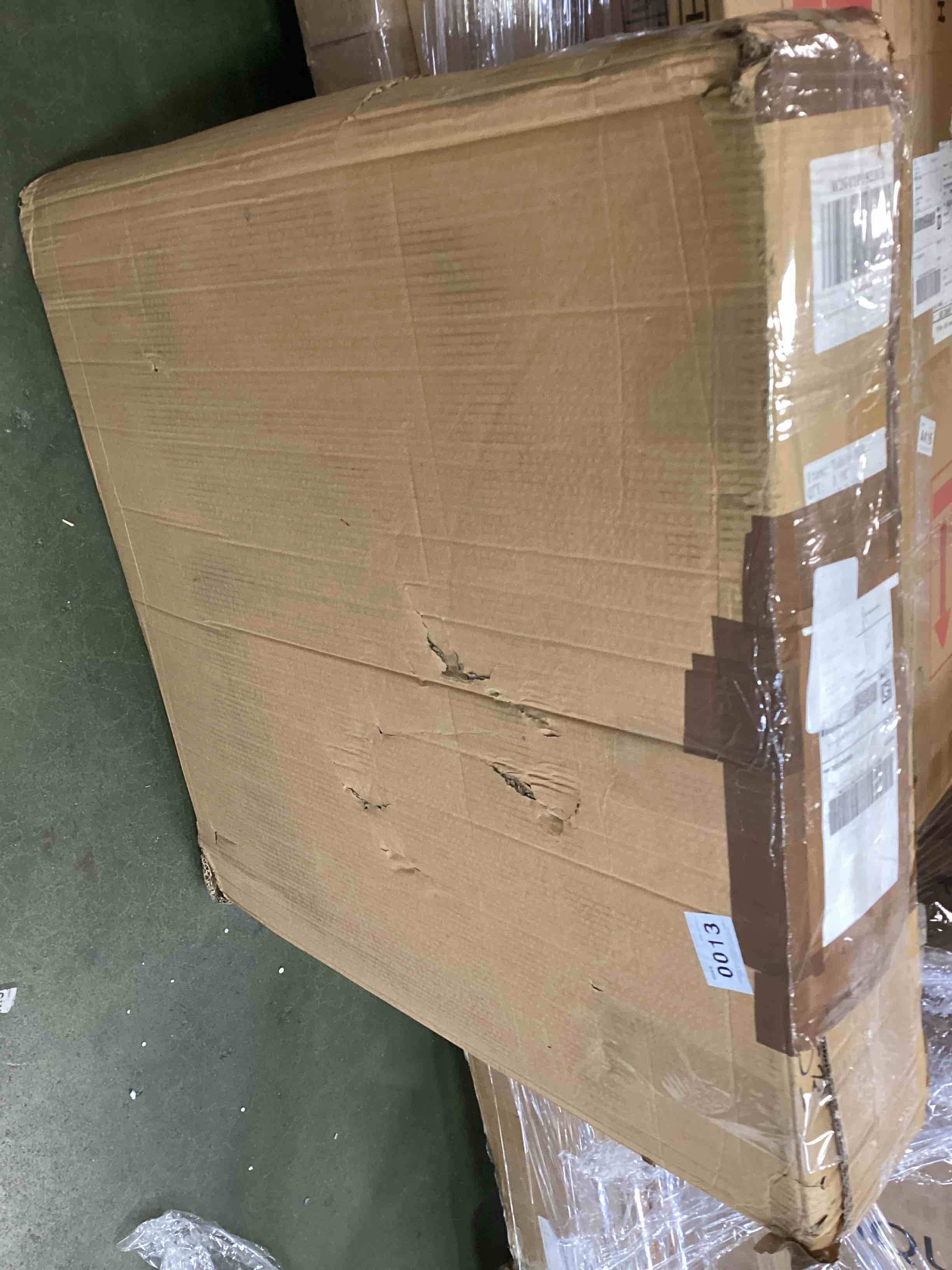 https://s3.amazonaws.com/lotting-images-prod/bidfta/TEA2039710_1742397349521.jpeg