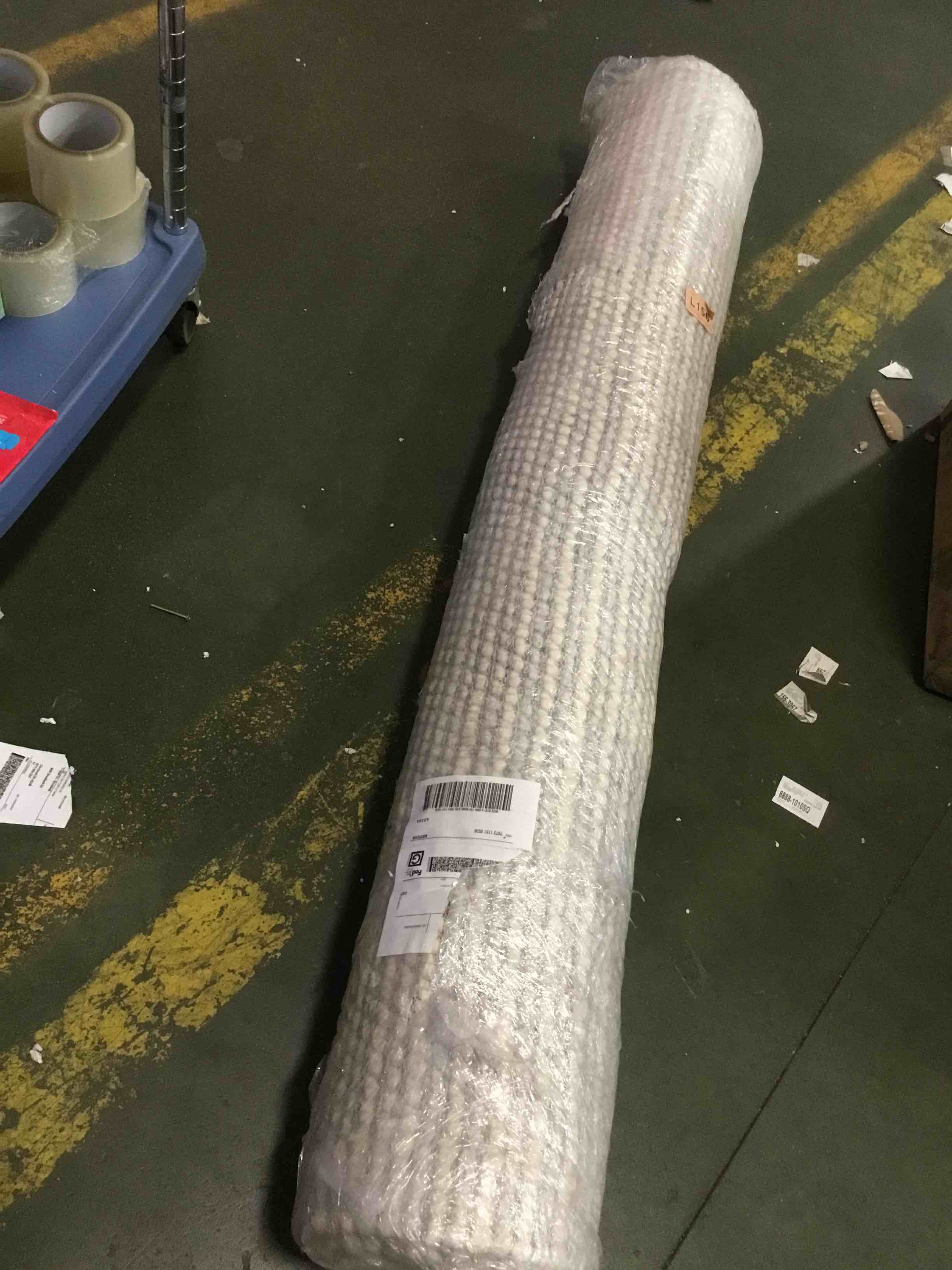 https://s3.amazonaws.com/lotting-images-prod/bidfta/TEA2040725_1745430859625.jpeg