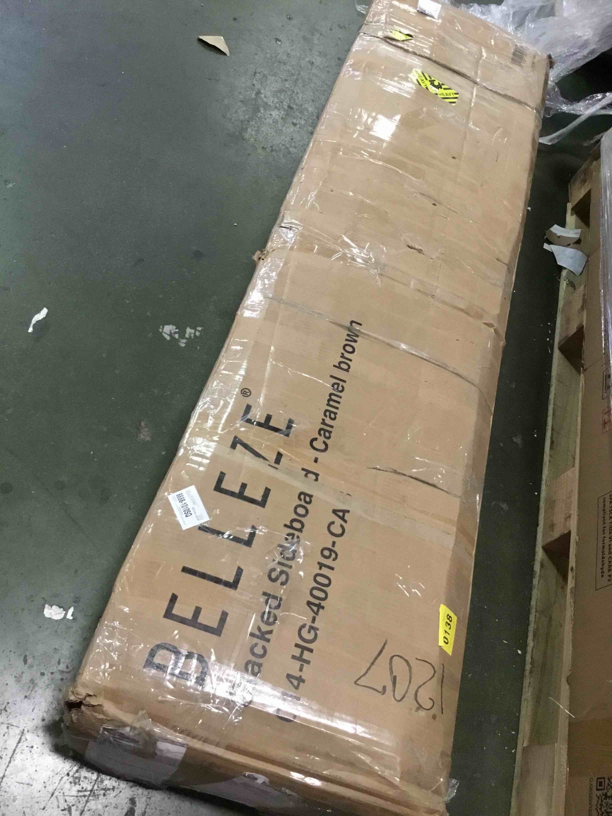 https://s3.amazonaws.com/lotting-images-prod/bidfta/TEA2040927_1745596270679.jpeg