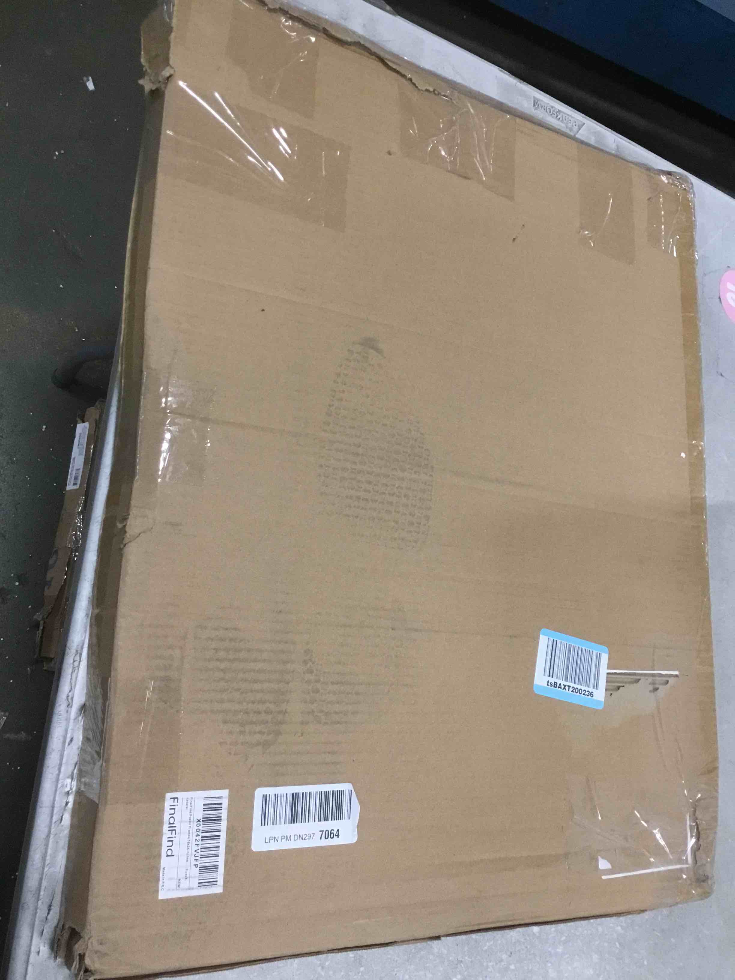 https://s3.amazonaws.com/lotting-images-prod/bidfta/TEA2041908_1739196722619.jpeg