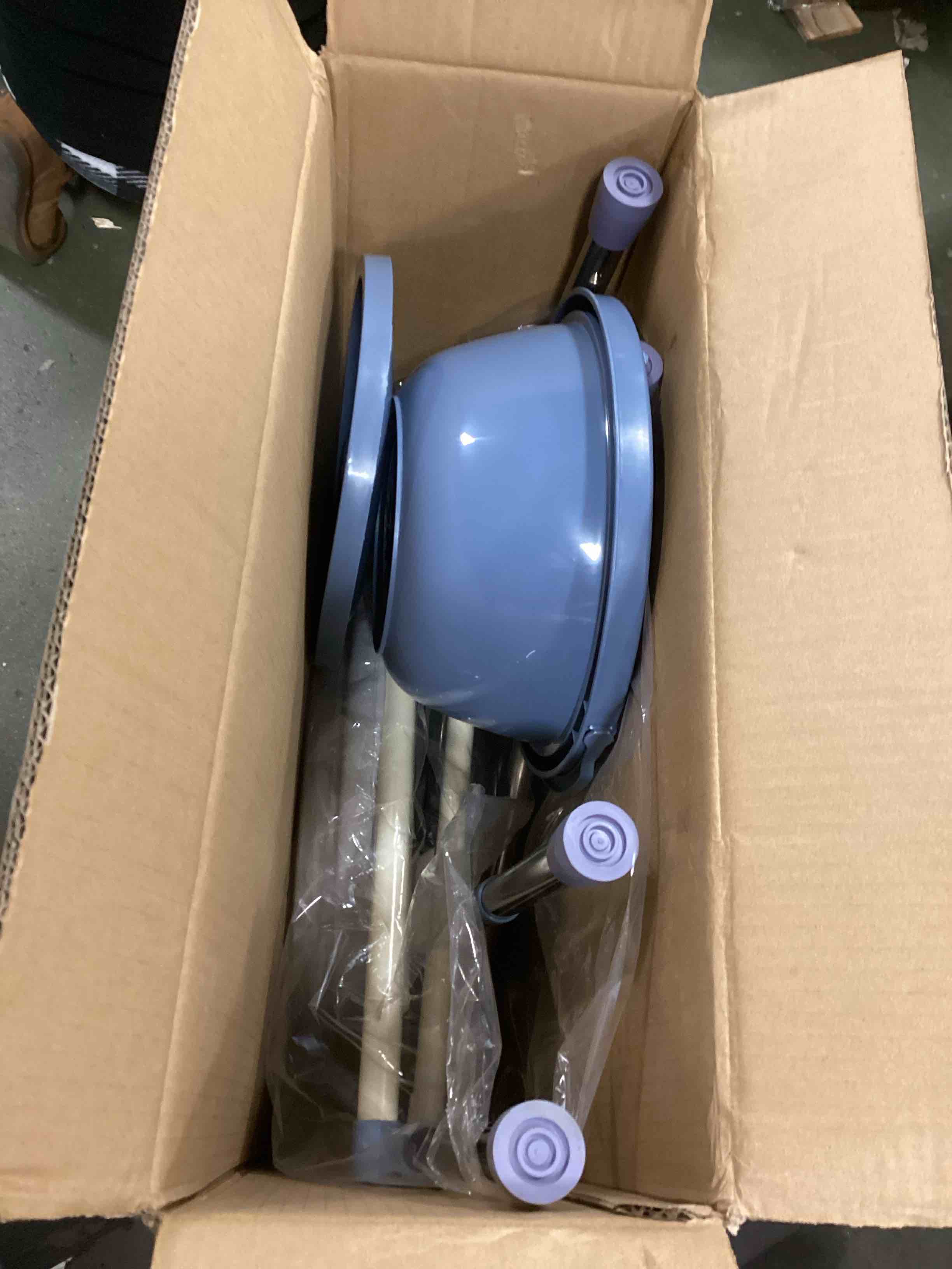 https://s3.amazonaws.com/lotting-images-prod/bidfta/TEA2042795_1739462552600.jpeg