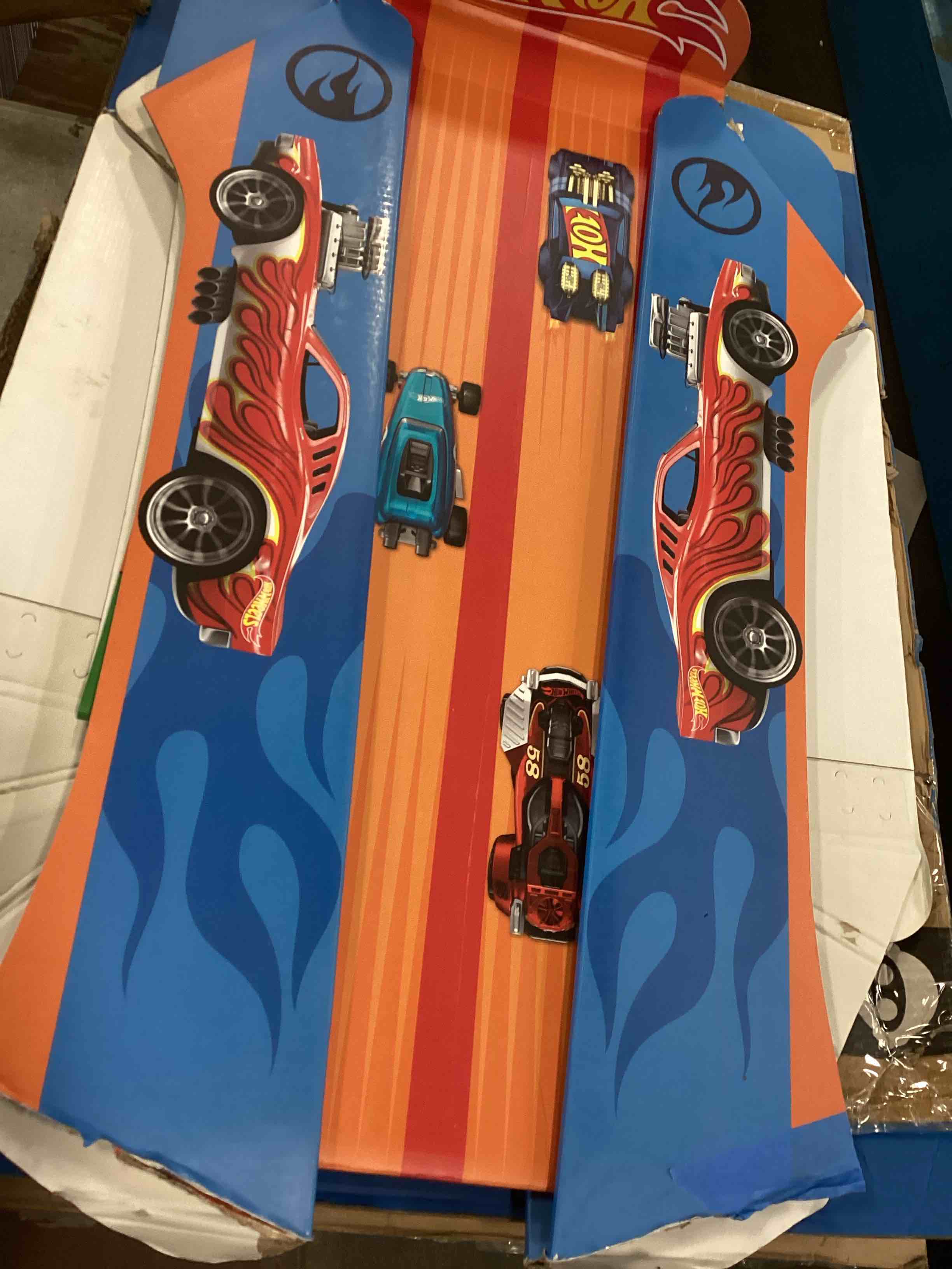 Hot Wheels Cars Kids Slide – Toy Indoor Playground for Toddlers – StrongFold Cardboard