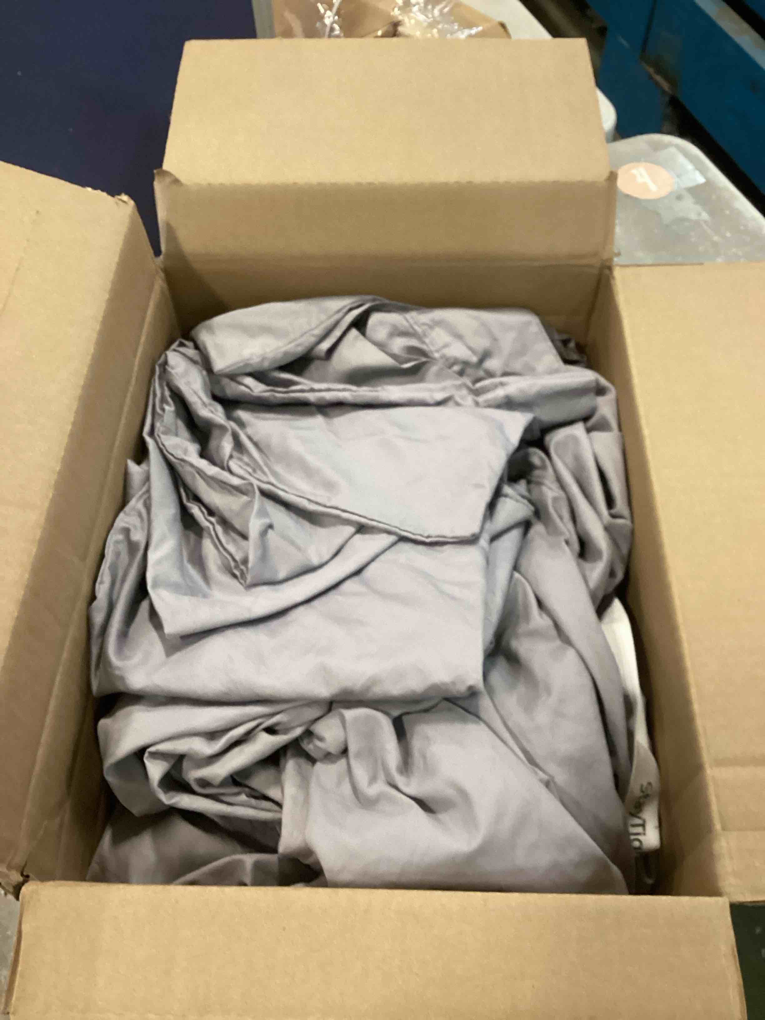 https://s3.amazonaws.com/lotting-images-prod/bidfta/TEA2045225_1739821974117.jpeg