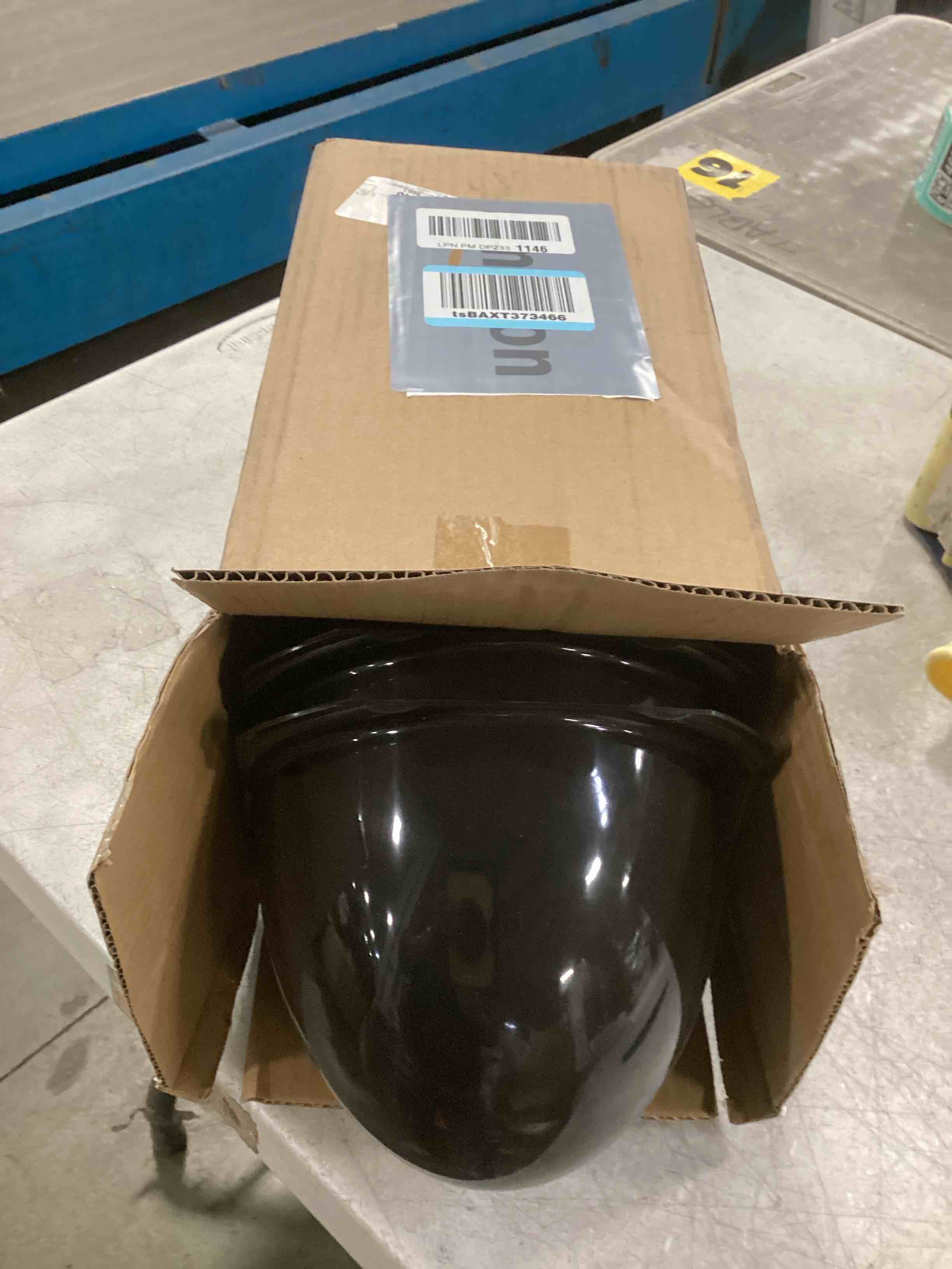https://s3.amazonaws.com/lotting-images-prod/bidfta/TEA2047718_1740749230070.jpeg