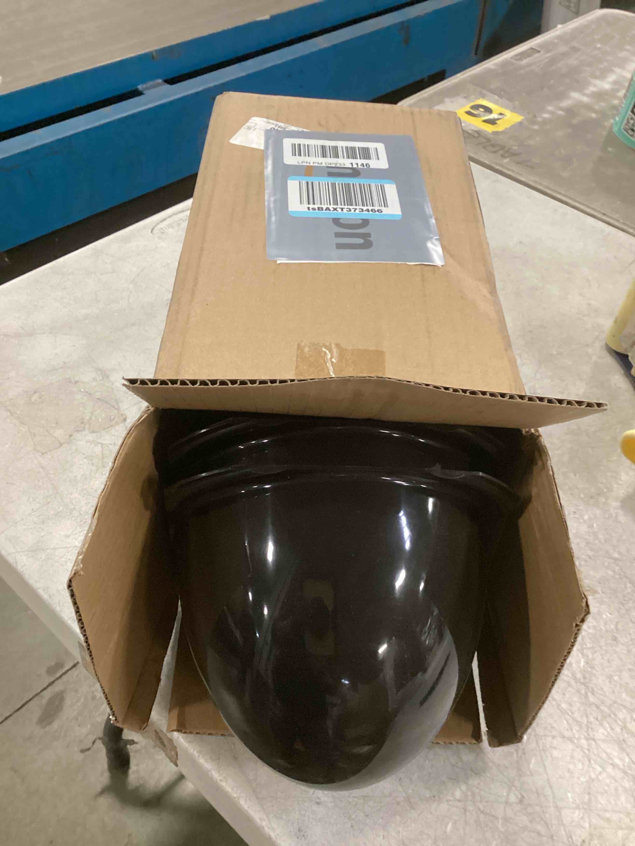 https://s3.amazonaws.com/lotting-images-prod/bidfta/TEA2047718_1740749231022.jpeg