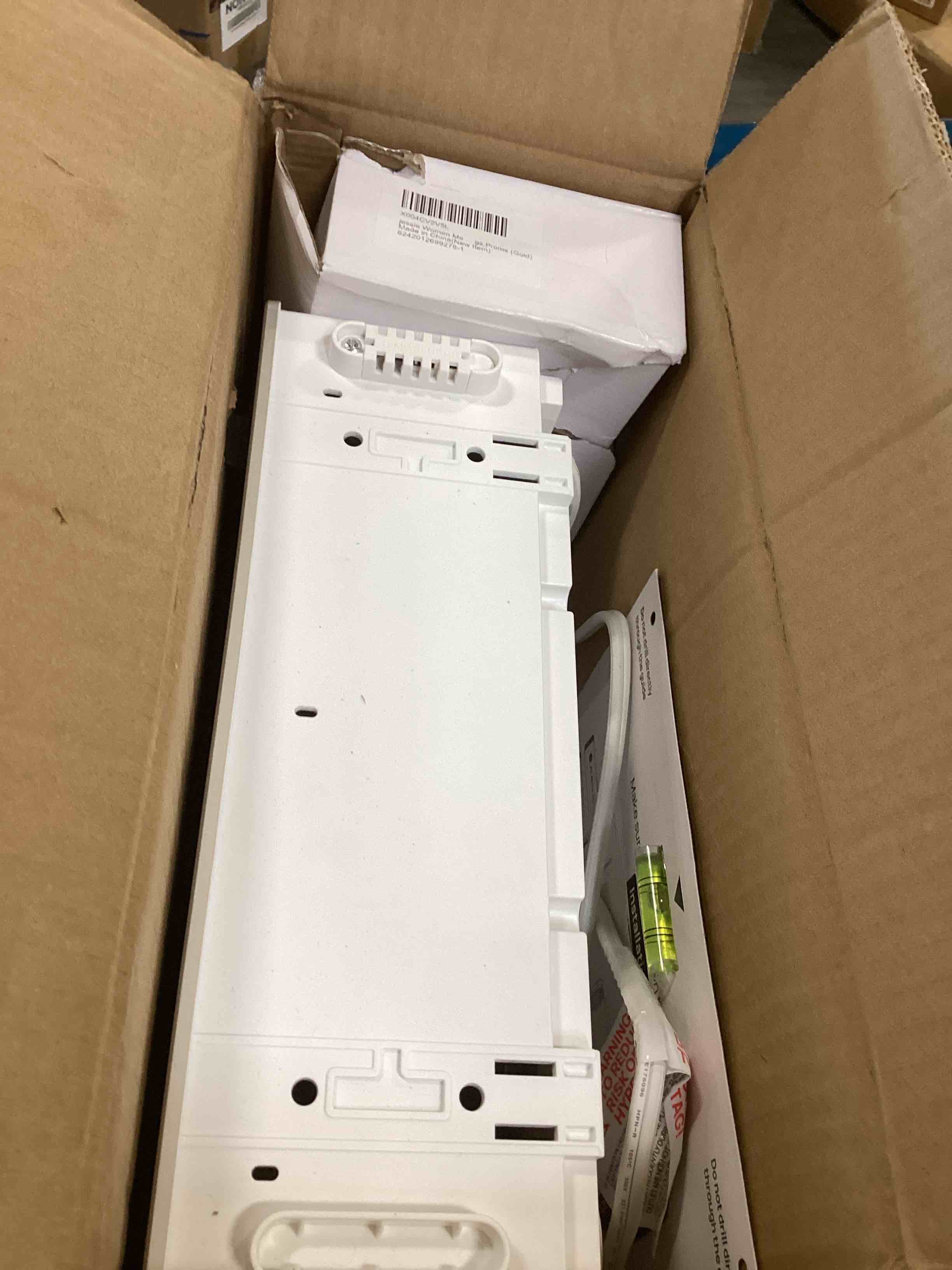 https://s3.amazonaws.com/lotting-images-prod/bidfta/TEA2047851_1741099640014.jpeg