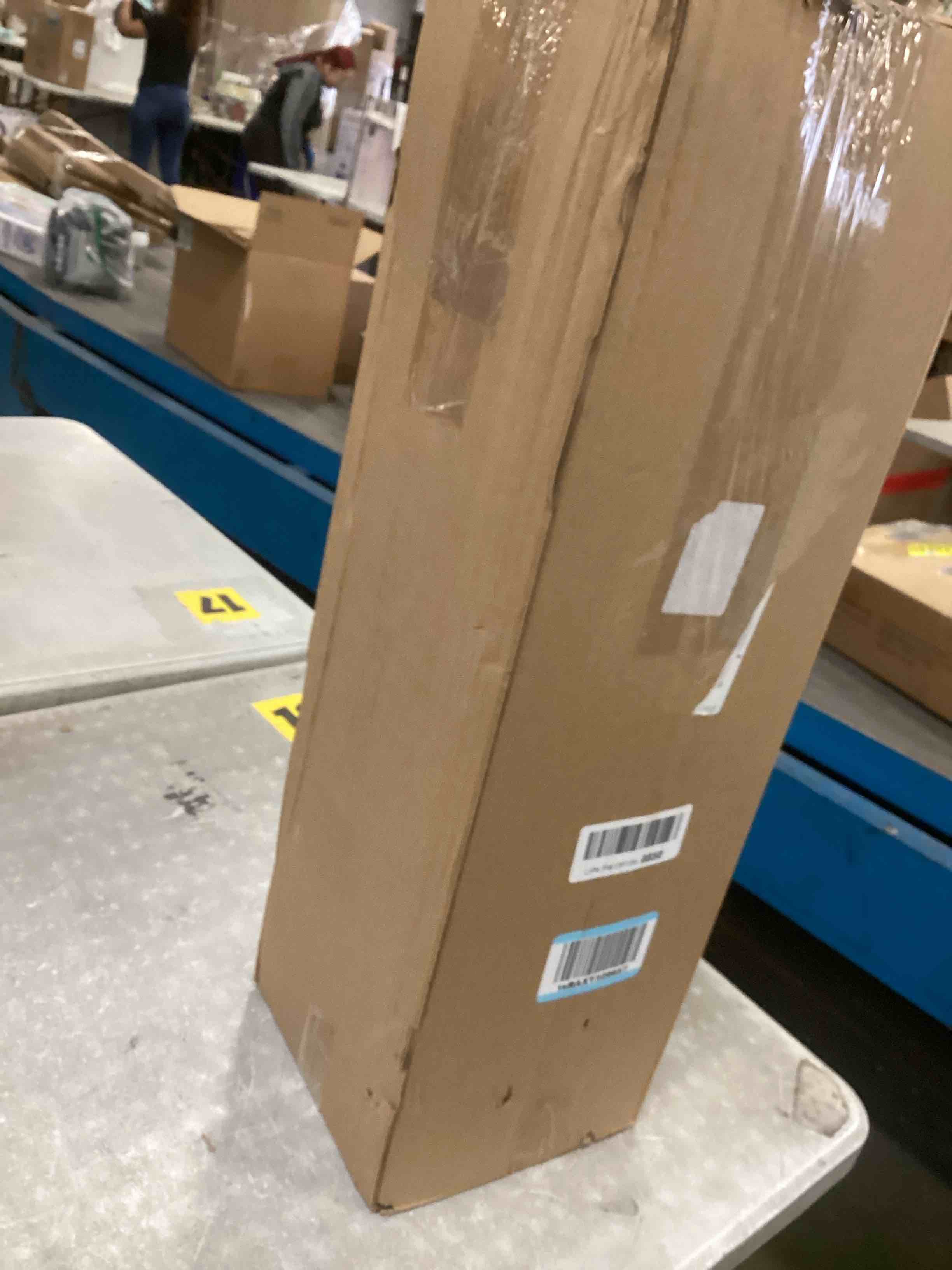 https://s3.amazonaws.com/lotting-images-prod/bidfta/TEA2048096_1741190437897.jpeg