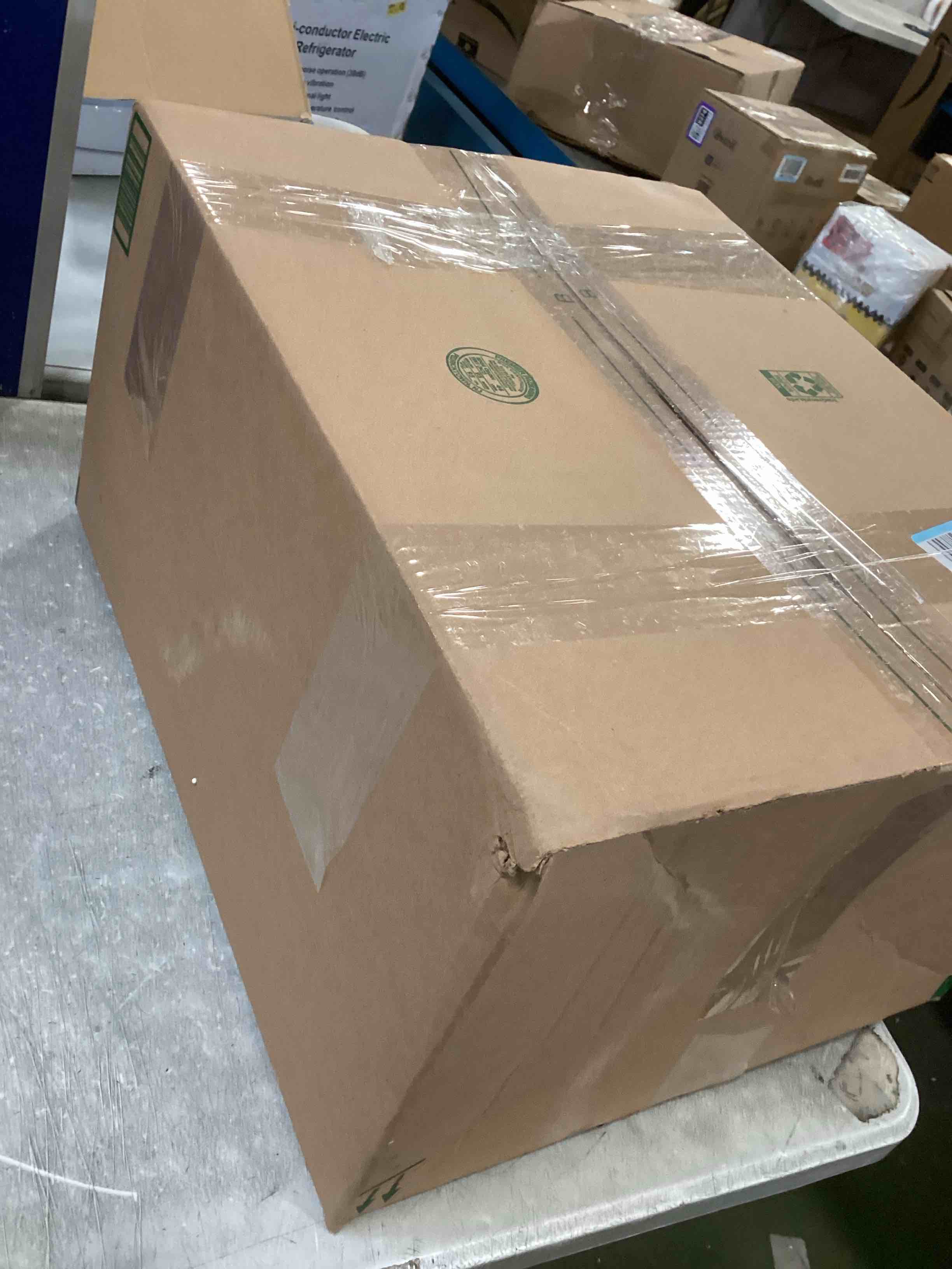 https://s3.amazonaws.com/lotting-images-prod/bidfta/TEA2048116_1741192556699.jpeg