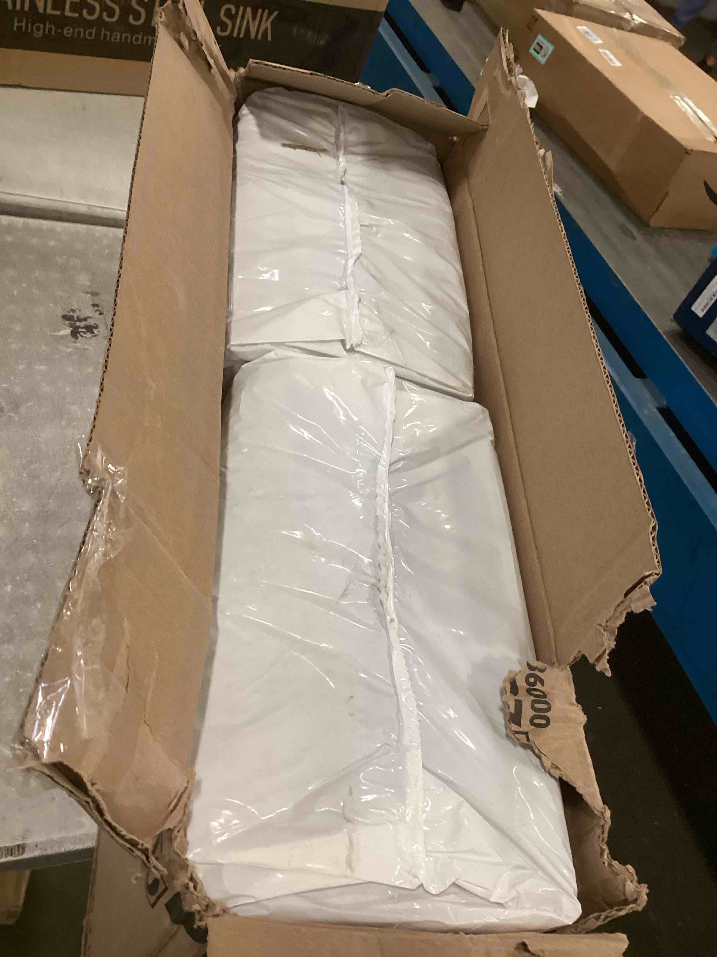 https://s3.amazonaws.com/lotting-images-prod/bidfta/TEA2048243_1741208635871.jpeg