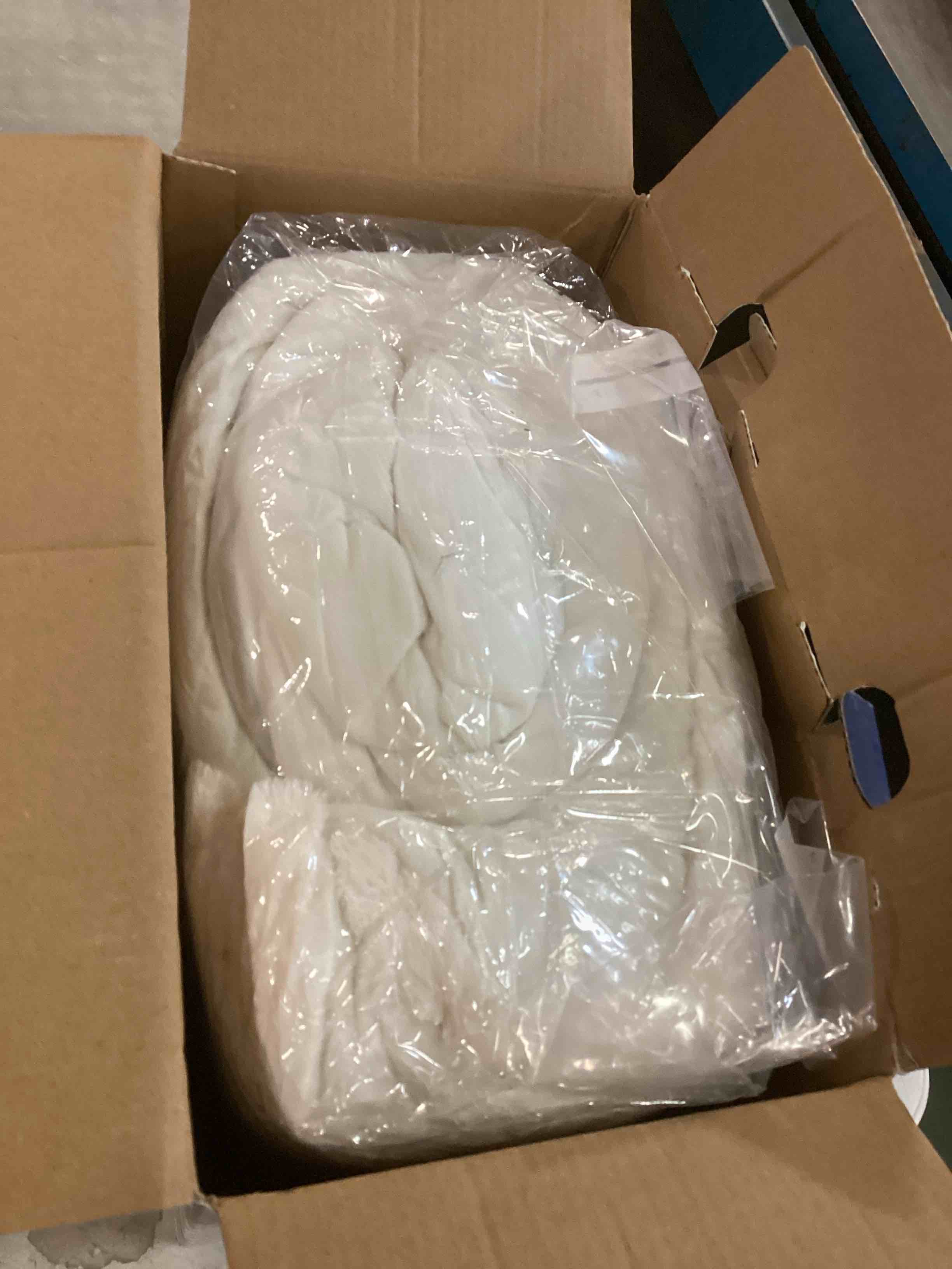 https://s3.amazonaws.com/lotting-images-prod/bidfta/TEA2048508_1741353664810.jpeg