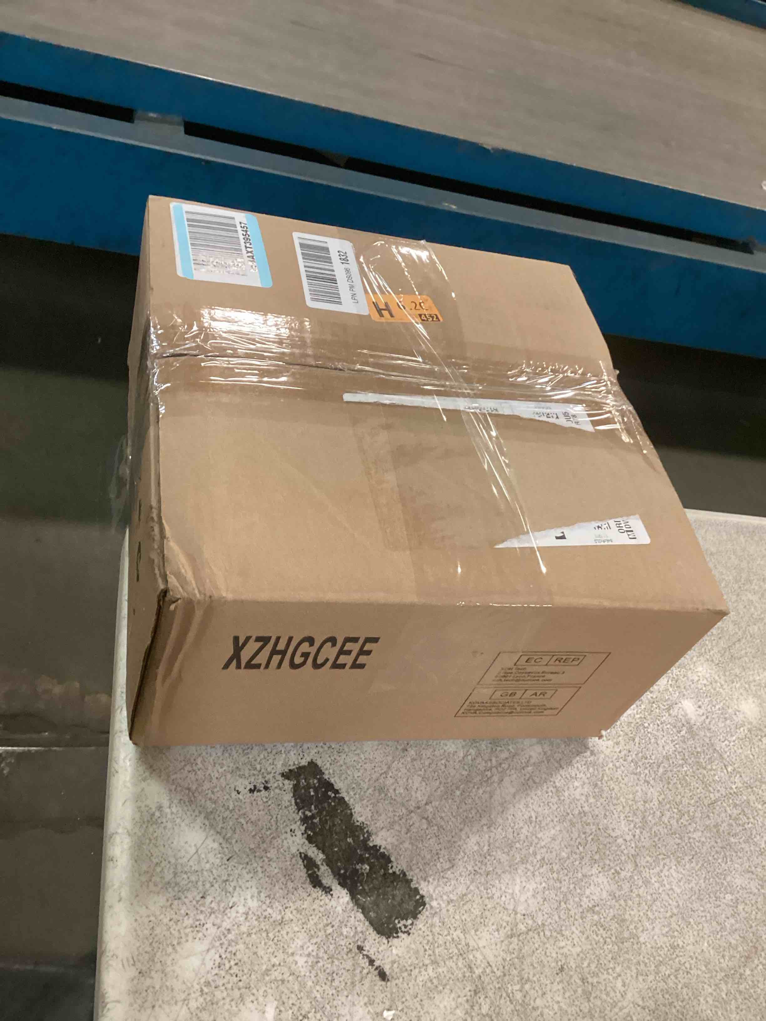 https://s3.amazonaws.com/lotting-images-prod/bidfta/TEA2048678_1741613765771.jpeg