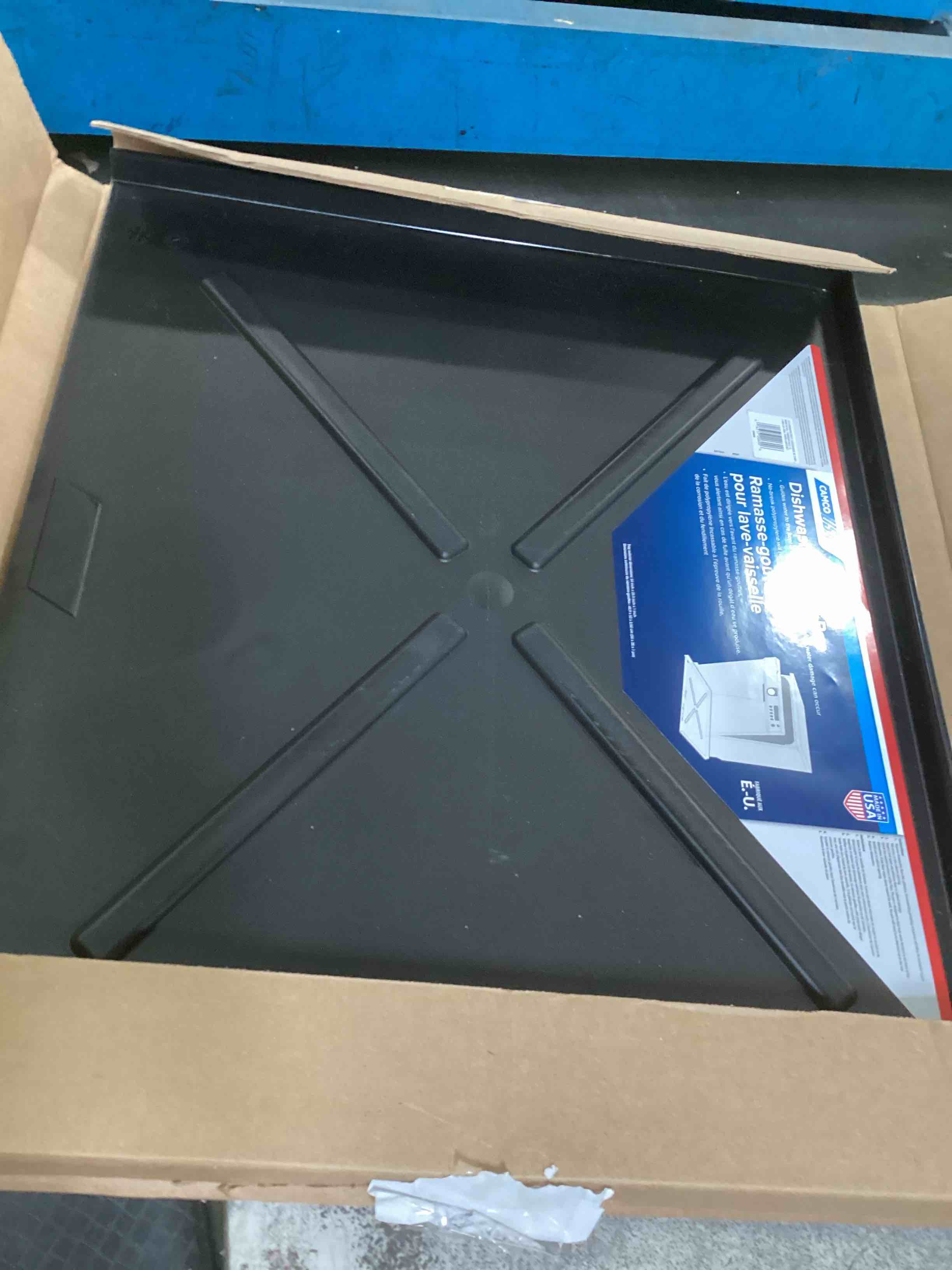 https://s3.amazonaws.com/lotting-images-prod/bidfta/TEA2048827_1741632078795.jpeg